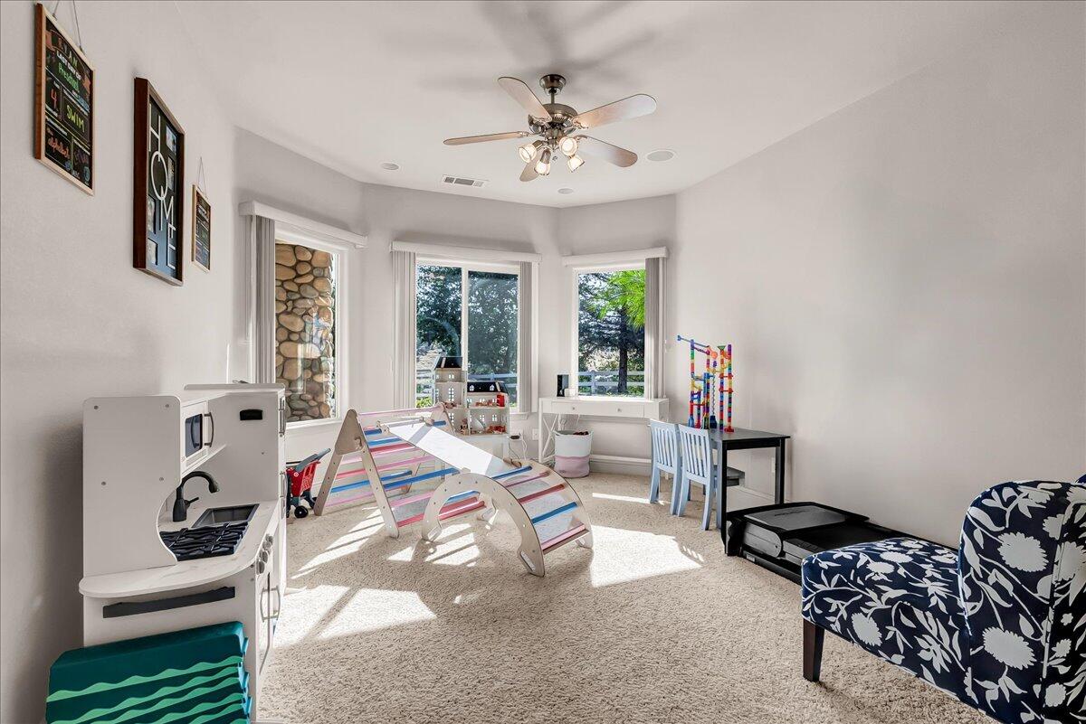 16489 Goat Ranch Rd, Springville, CA 93265