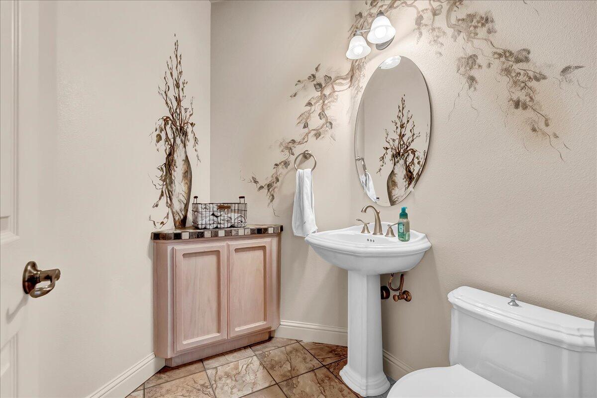 16489 Goat Ranch Rd, Springville, CA 93265