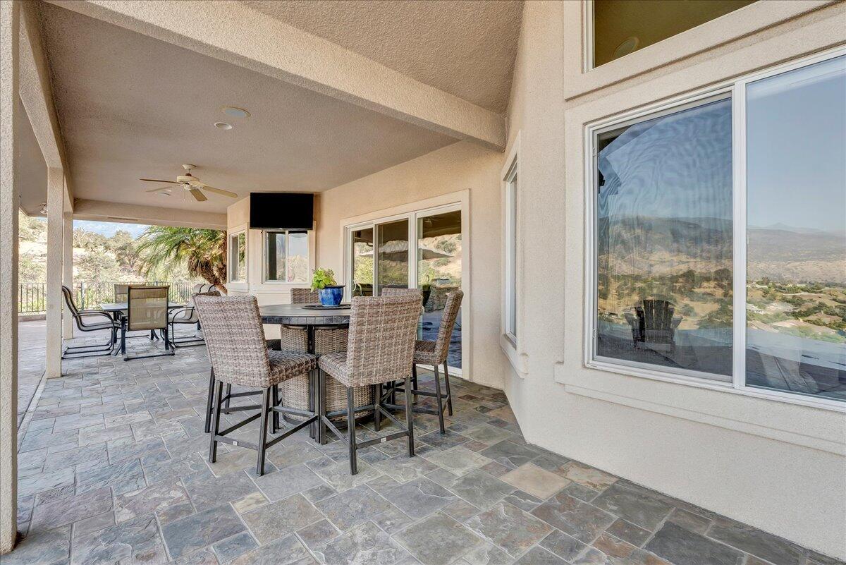 16489 Goat Ranch Rd, Springville, CA 93265