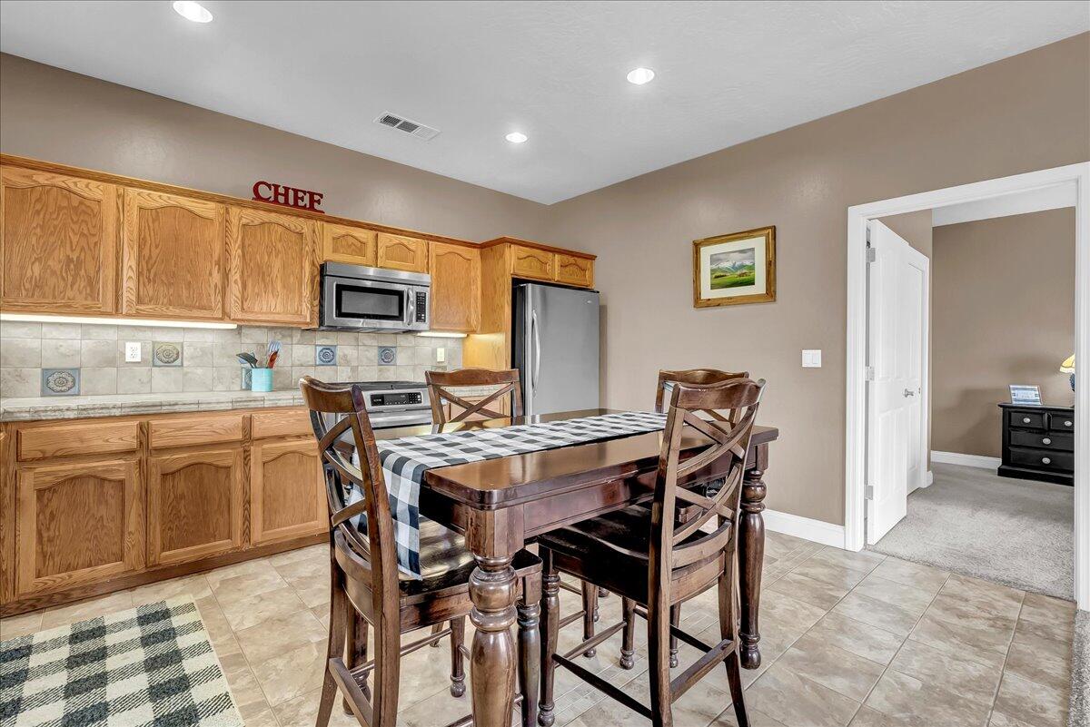 16489 Goat Ranch Rd, Springville, CA 93265