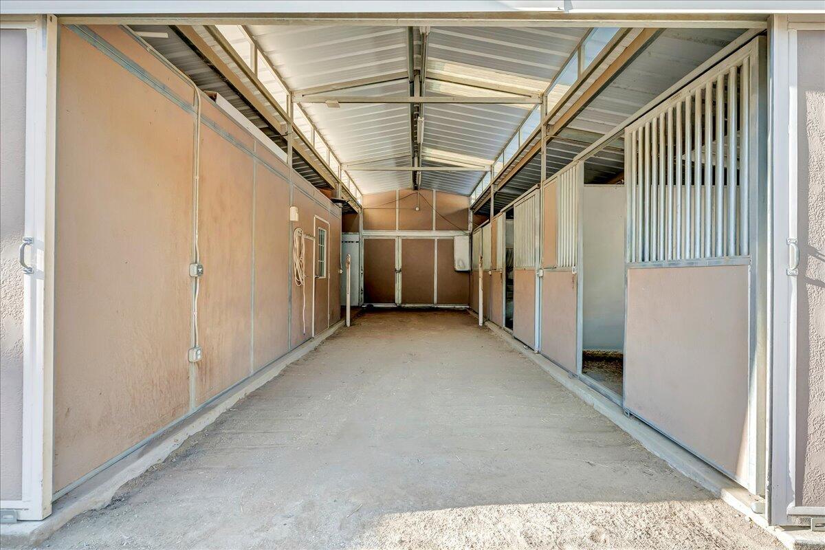 16489 Goat Ranch Rd, Springville, CA 93265