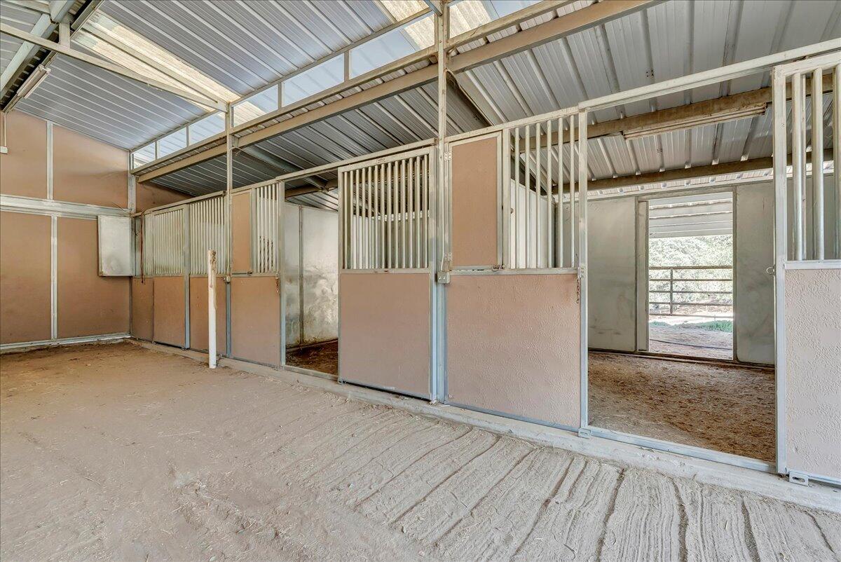 16489 Goat Ranch Rd, Springville, CA 93265