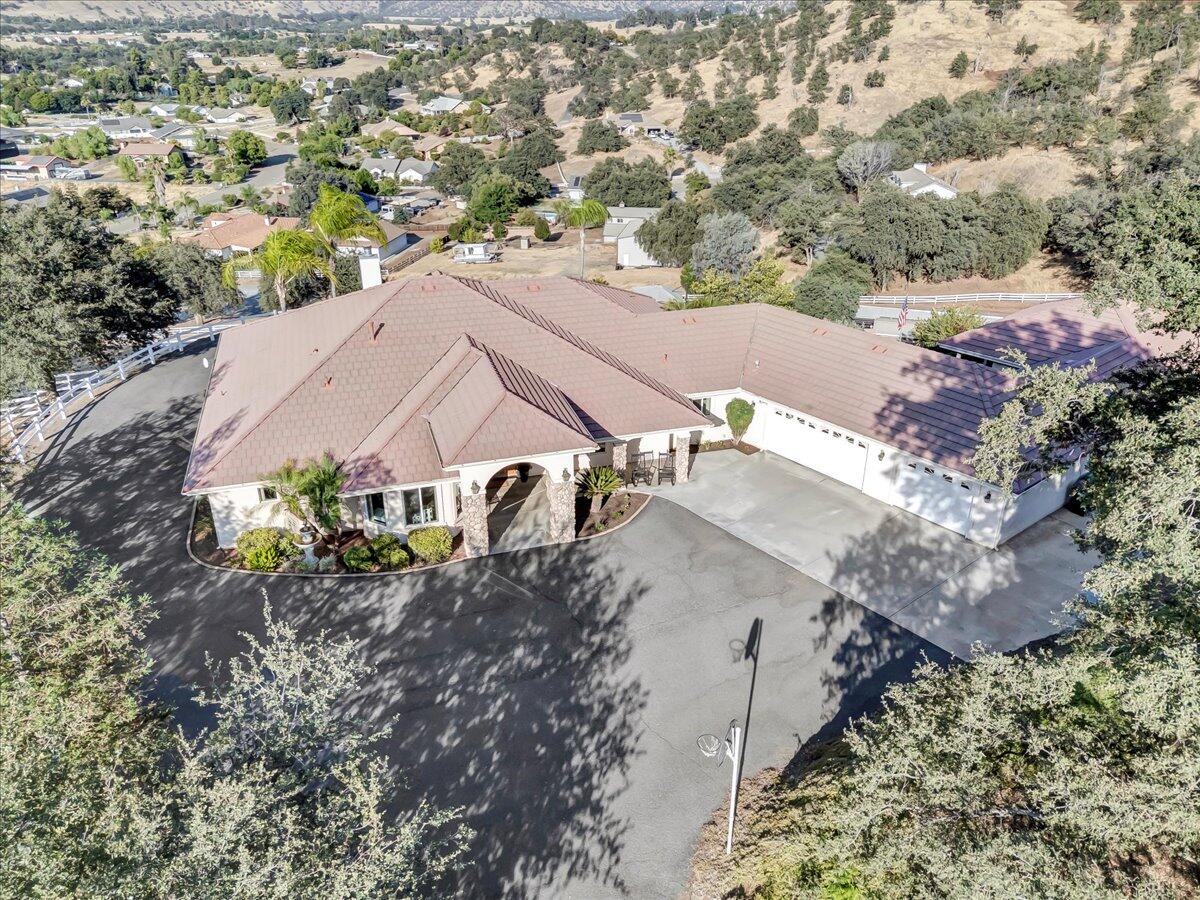 16489 Goat Ranch Rd, Springville, CA 93265