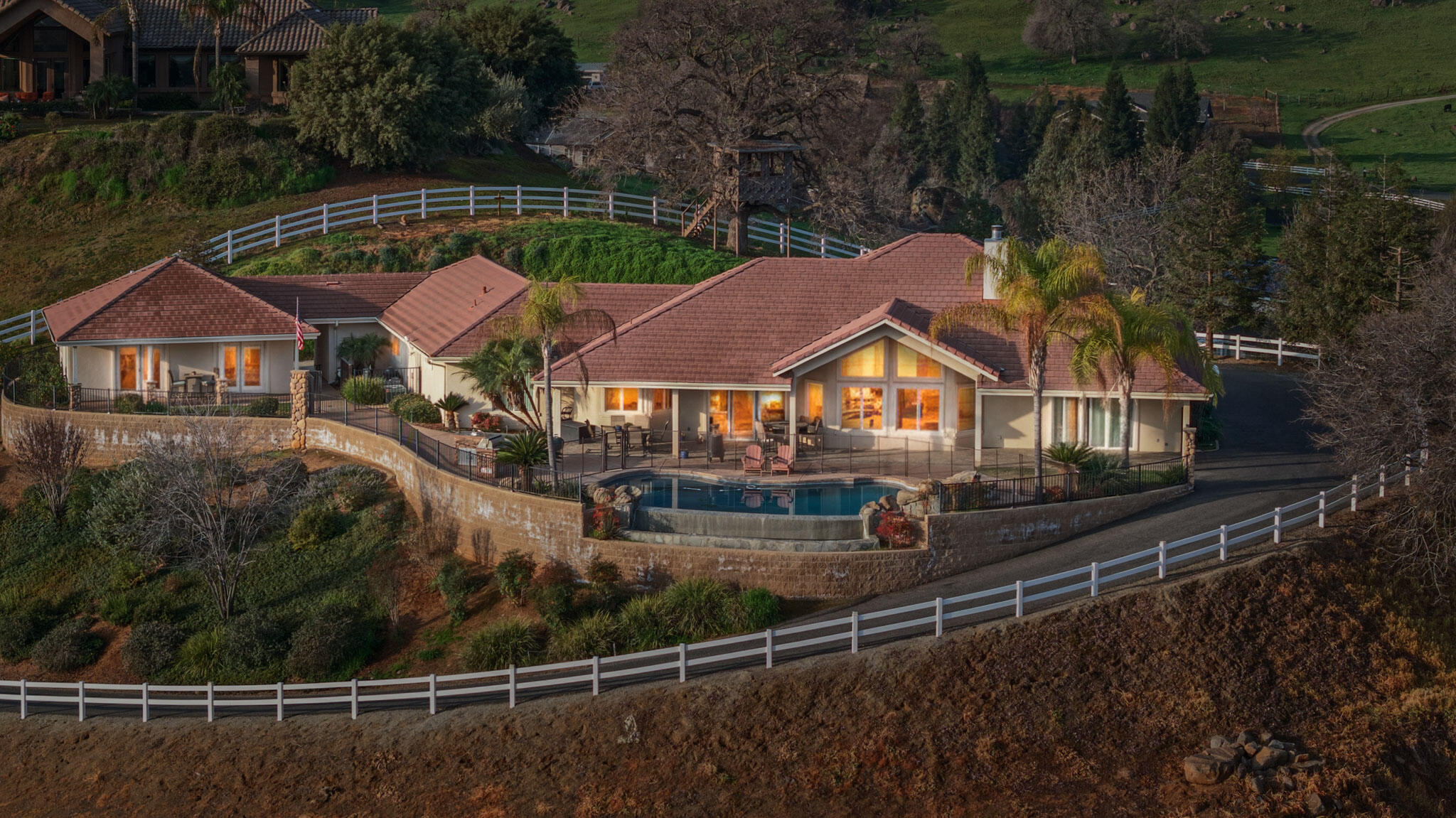 16489 Goat Ranch Rd, Springville, CA 93265