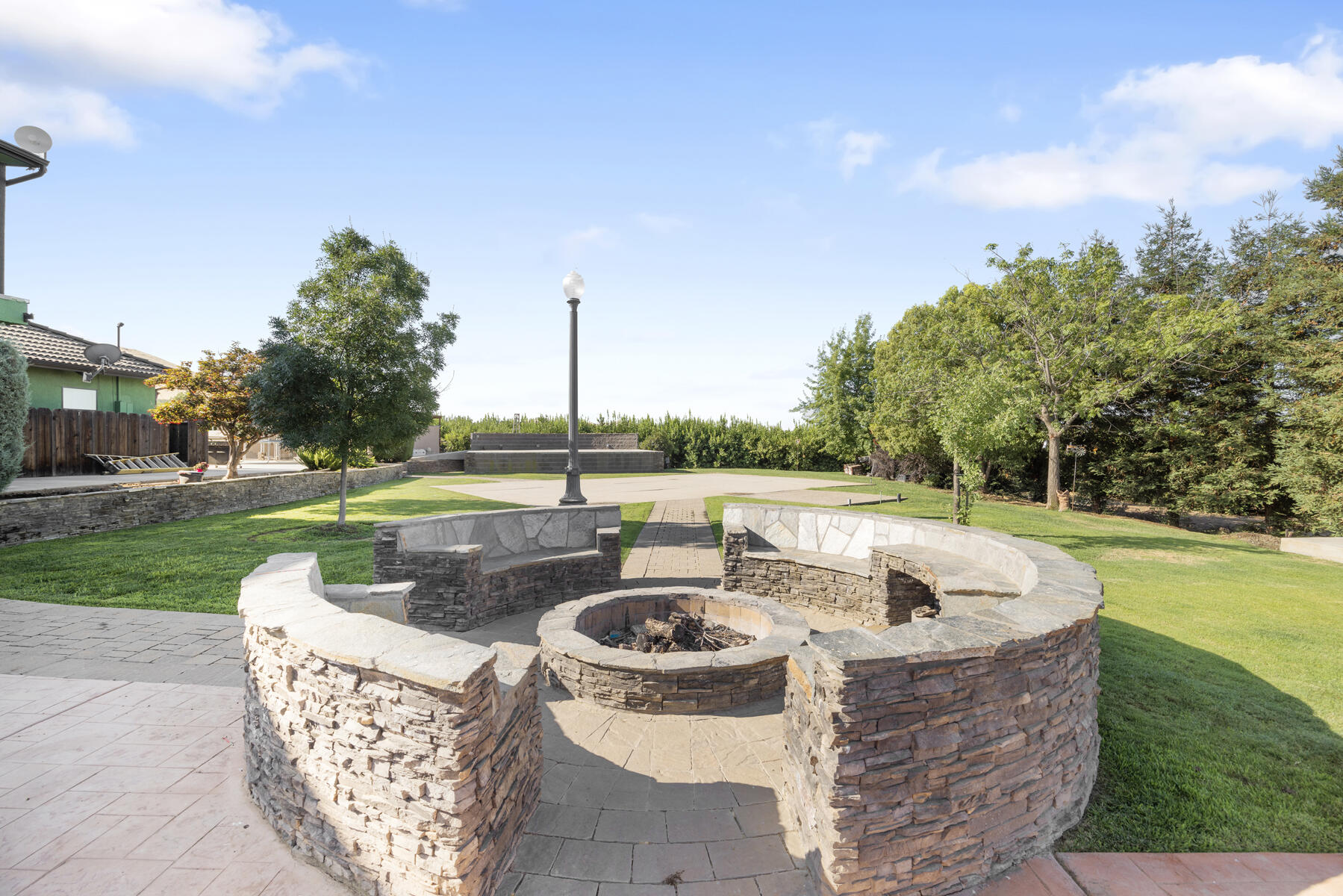 21031 Rd 256, Strathmore, CA 93267