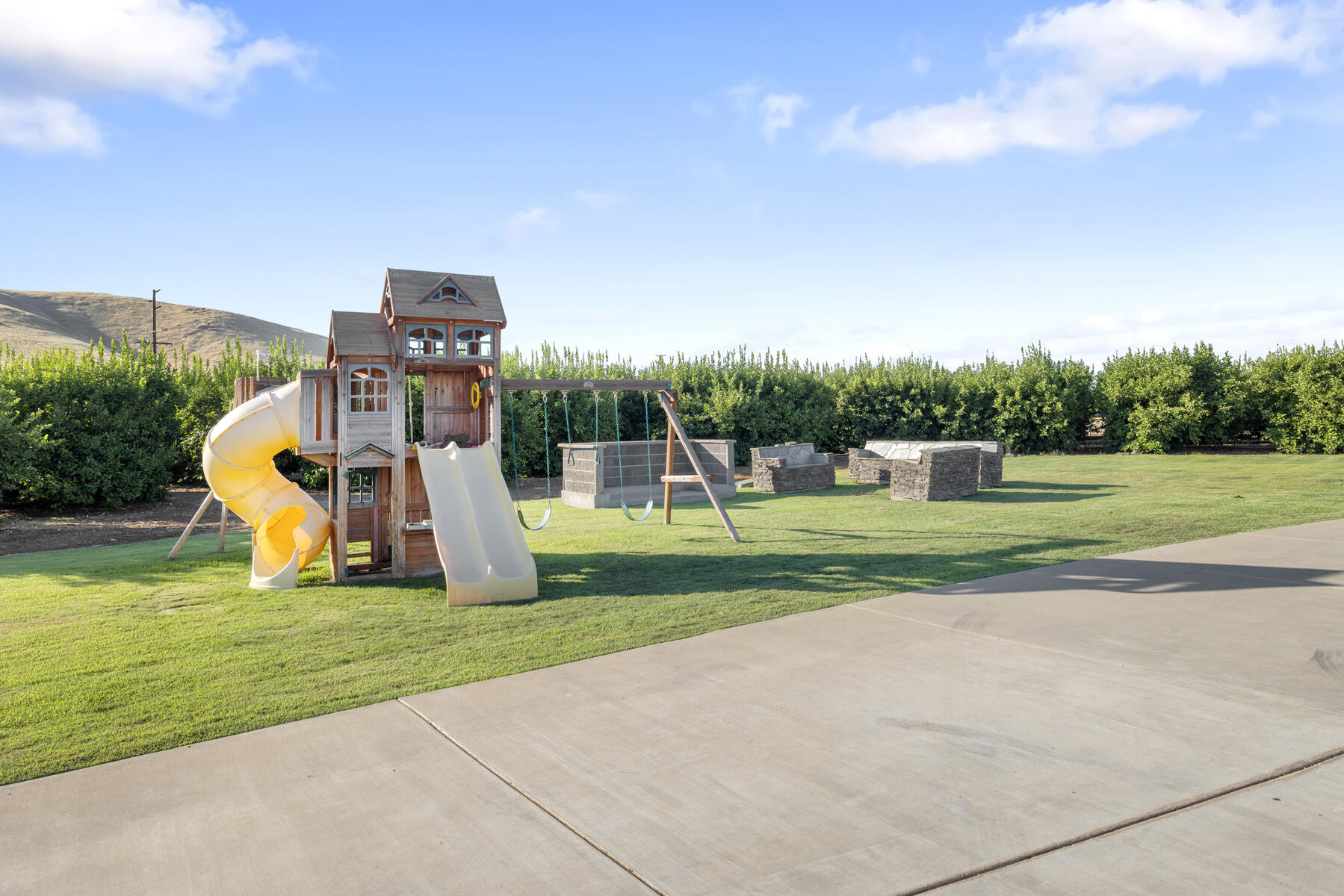 21031 Rd 256, Strathmore, CA 93267