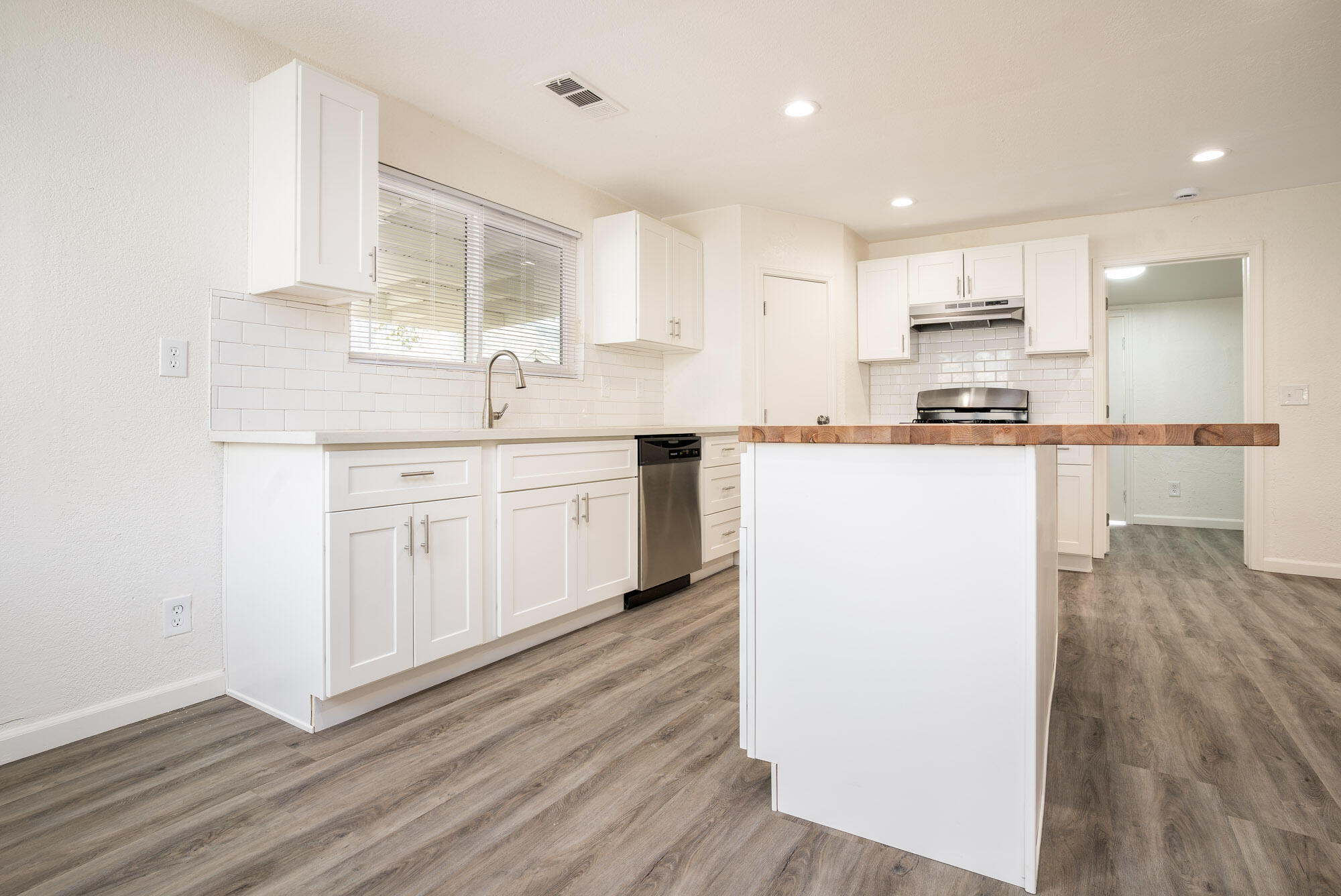 35359 Tennis Ave, Springville, CA 93265