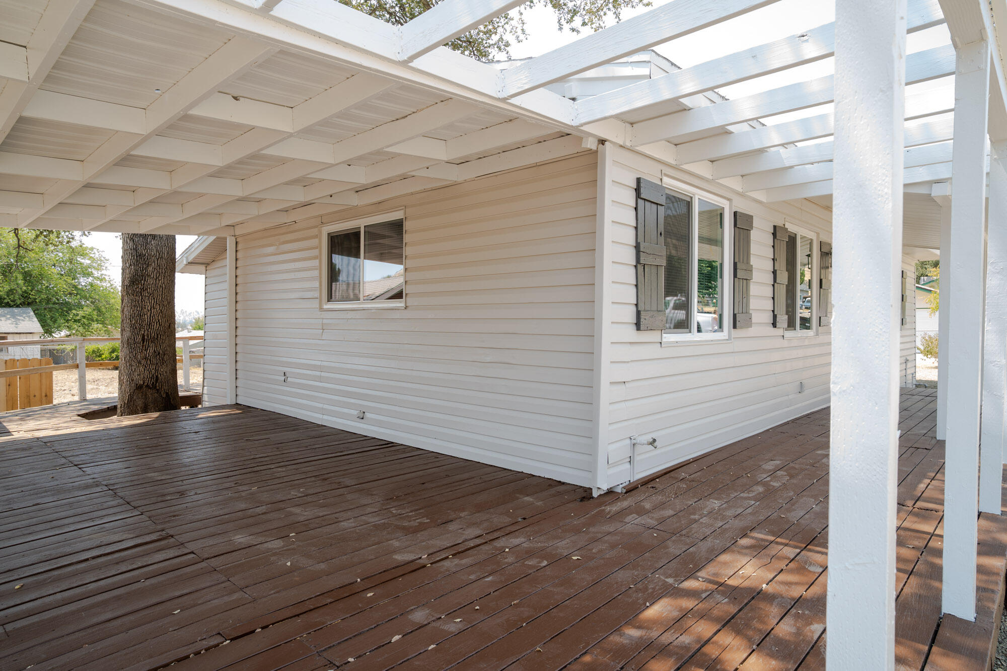 35359 Tennis Ave, Springville, CA 93265