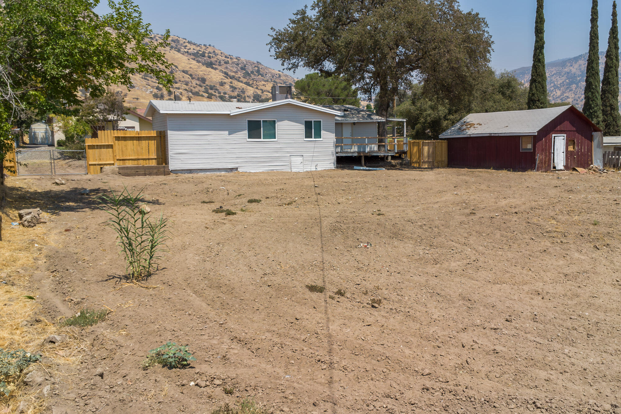 35359 Tennis Ave, Springville, CA 93265