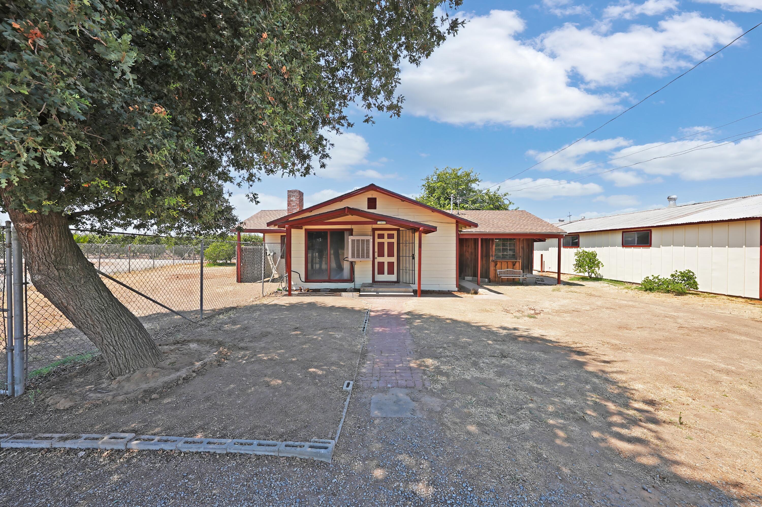 13400 Ave 352, Visalia, CA 93292