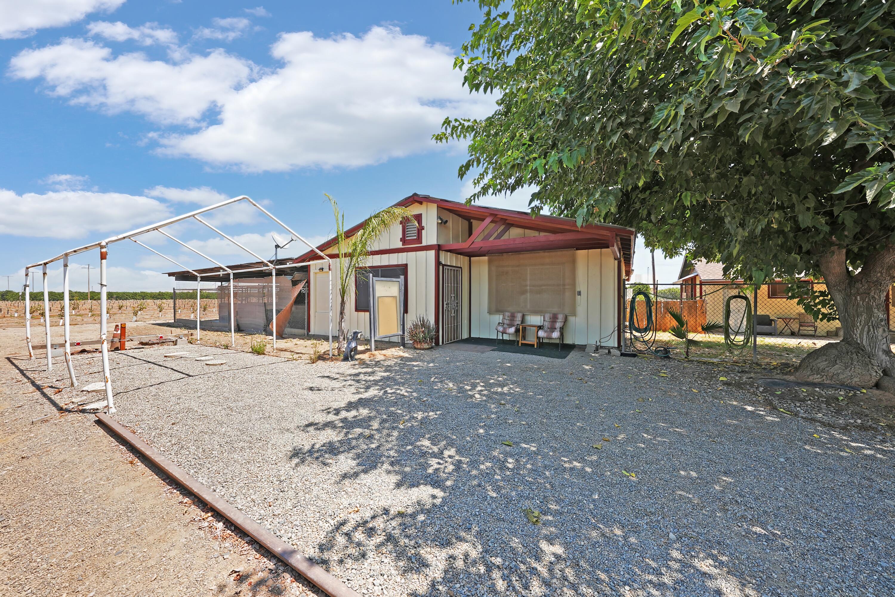 13400 Ave 352, Visalia, CA 93292