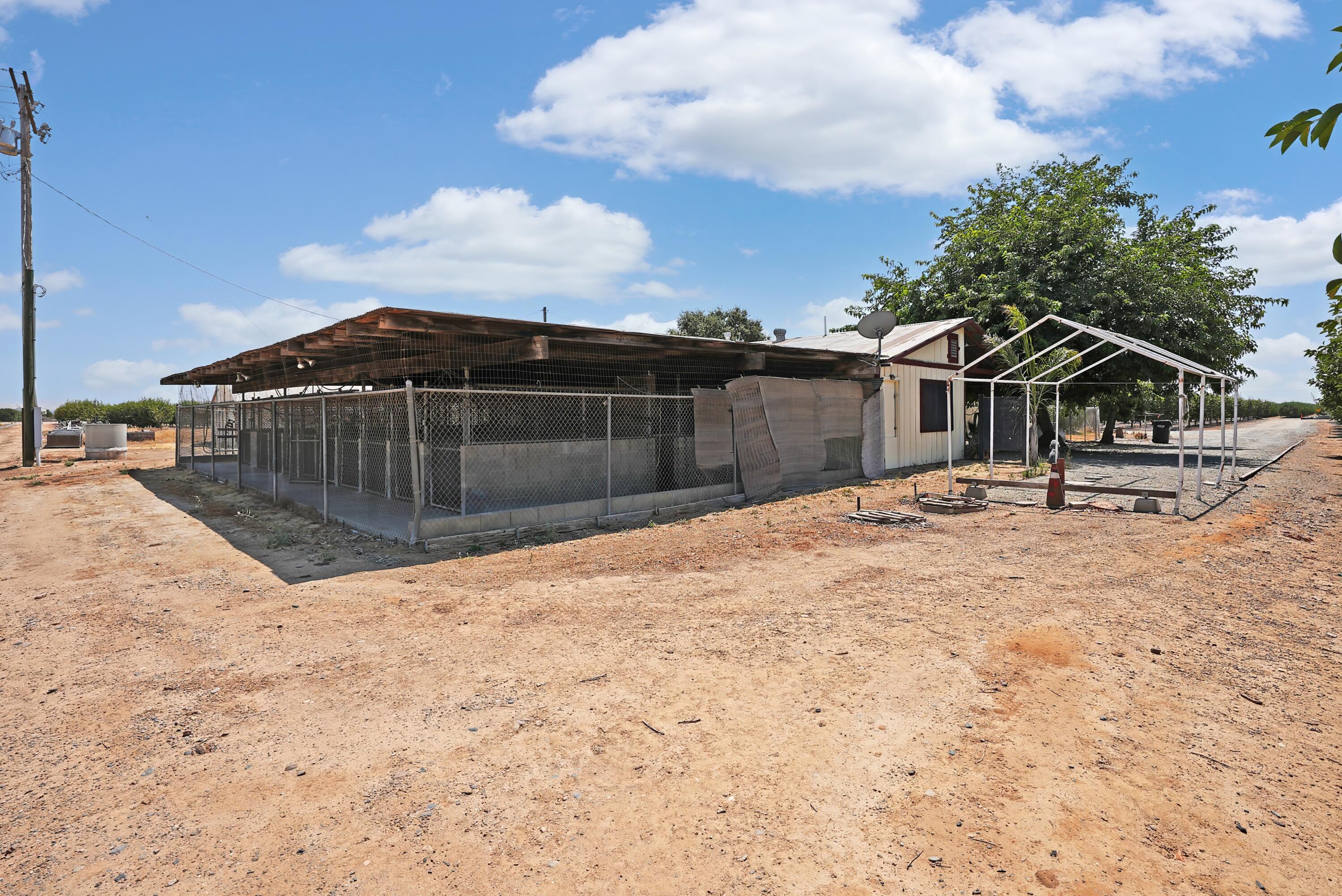 13400 Ave 352, Visalia, CA 93292