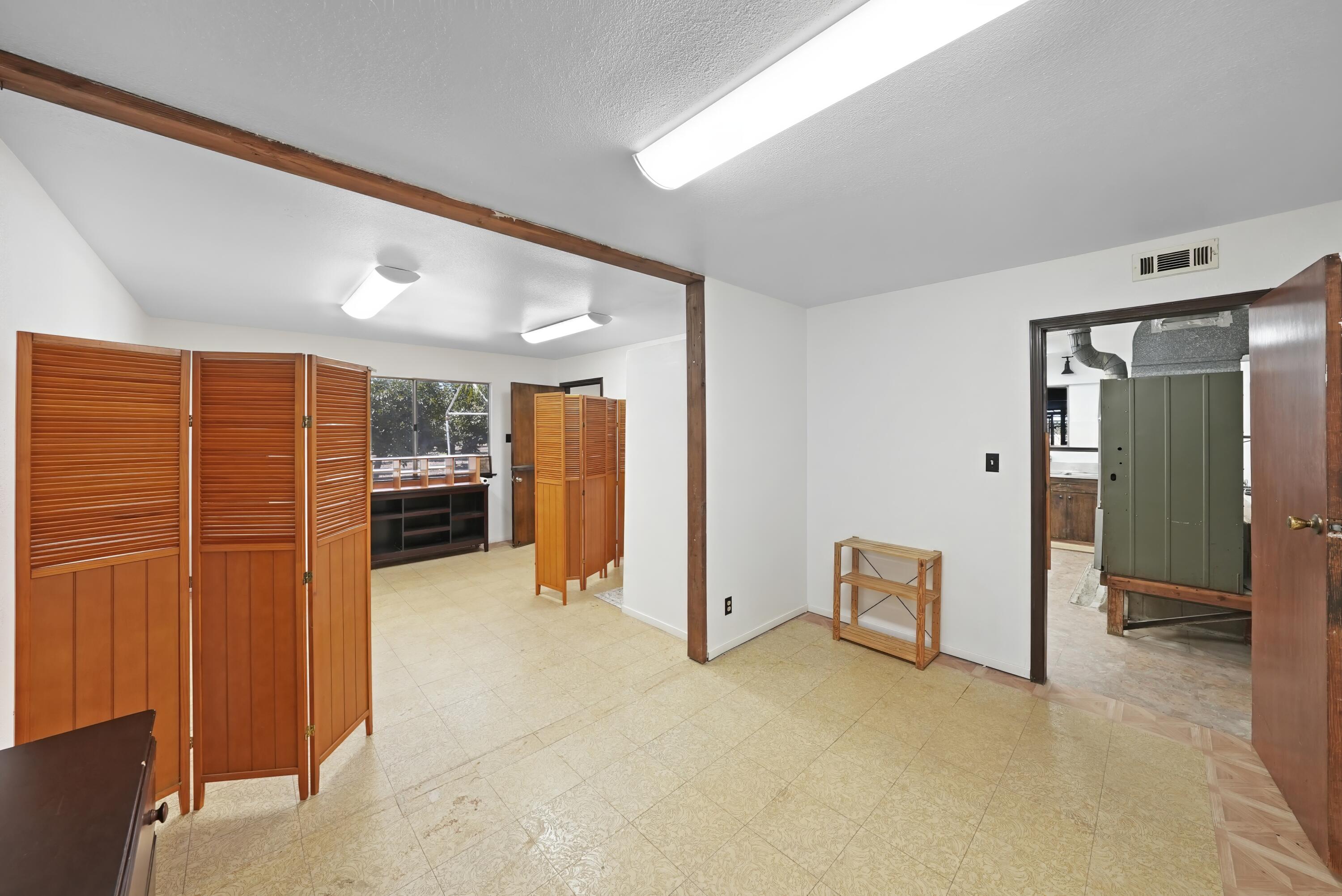 13400 Ave 352, Visalia, CA 93292