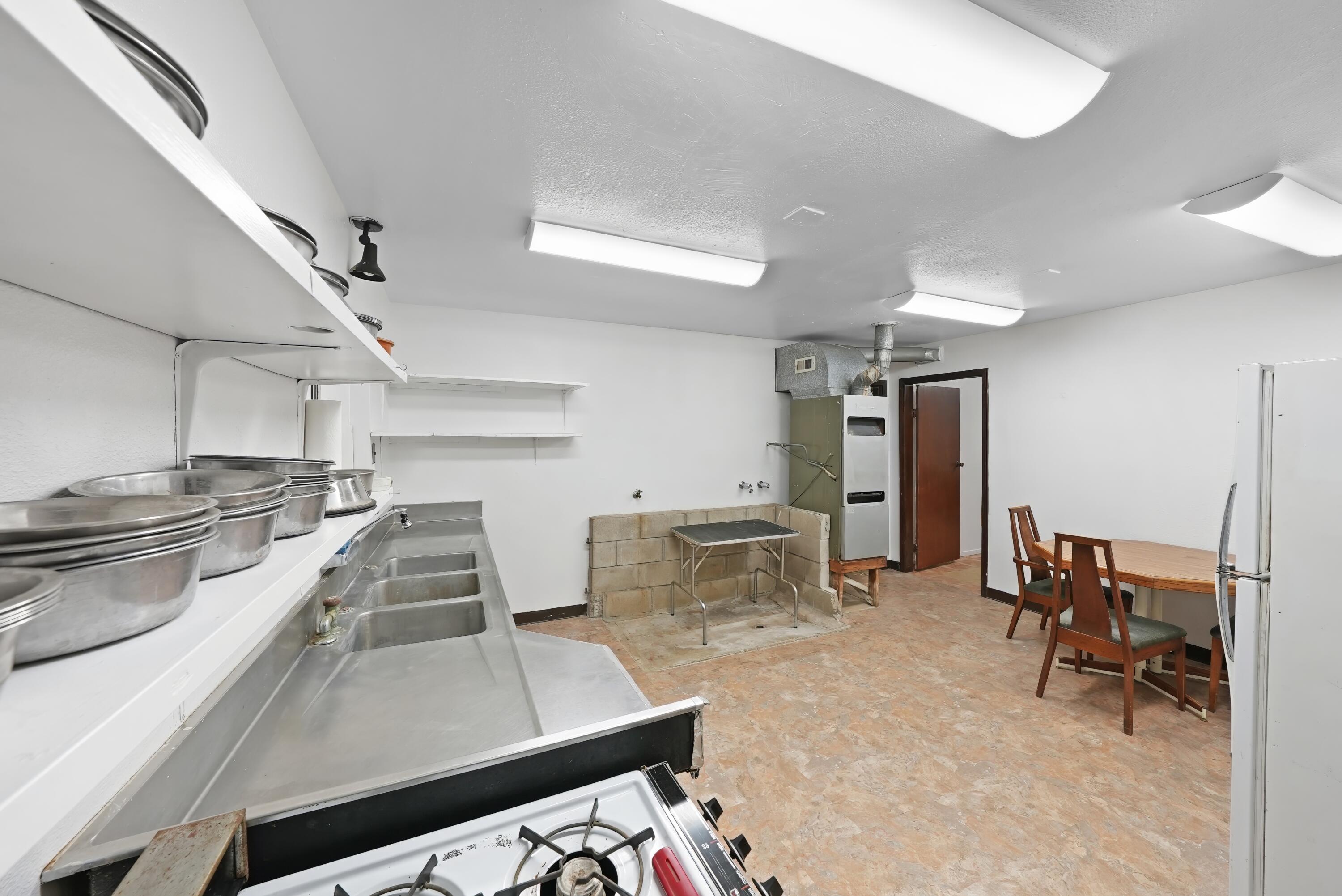 13400 Ave 352, Visalia, CA 93292