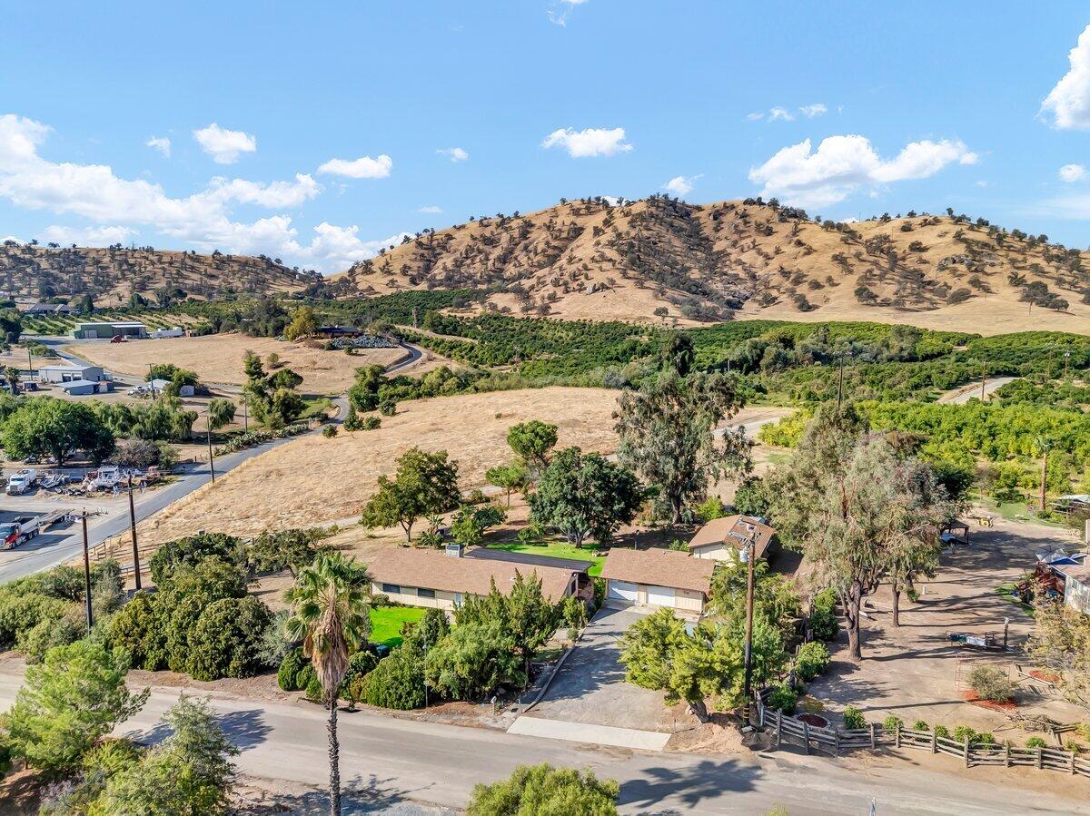 34719 Wilson Dr, Springville, CA 93265