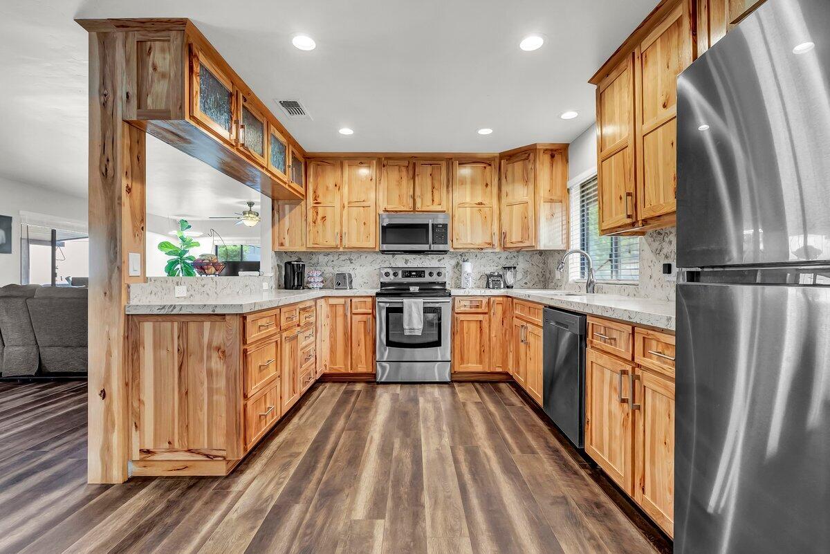 34719 Wilson Dr, Springville, CA 93265