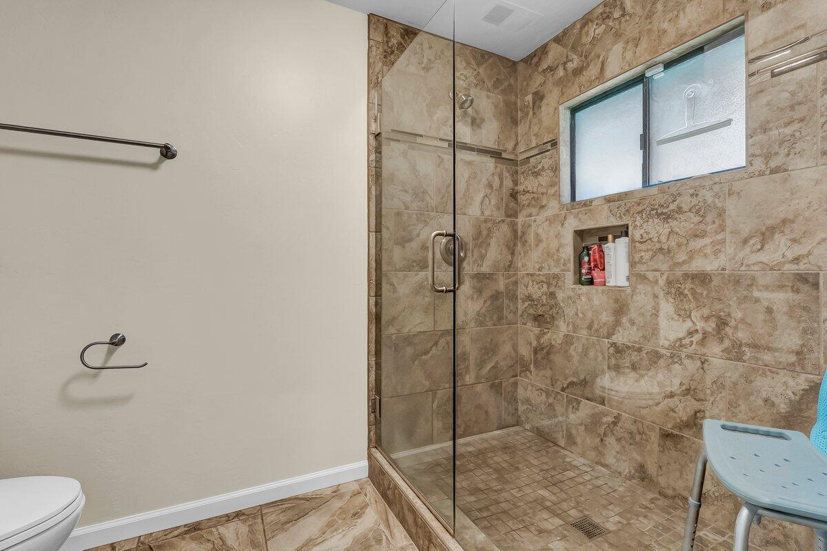 34719 Wilson Dr, Springville, CA 93265