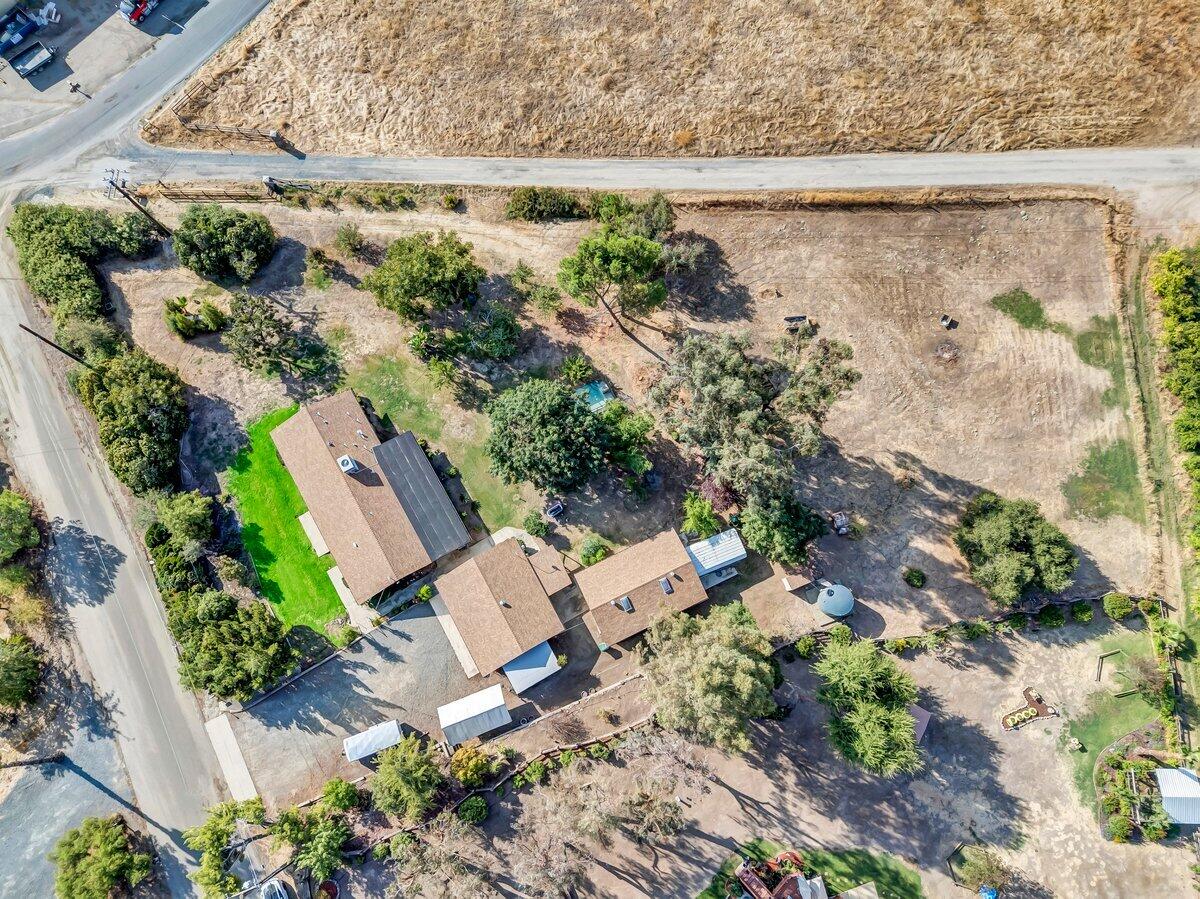 34719 Wilson Dr, Springville, CA 93265