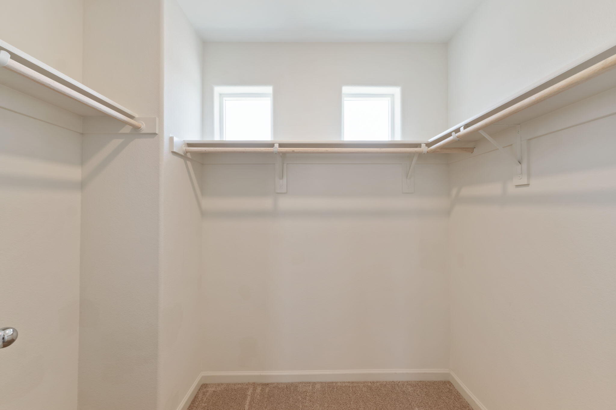 2233 S Aubree St, Visalia, CA 93292