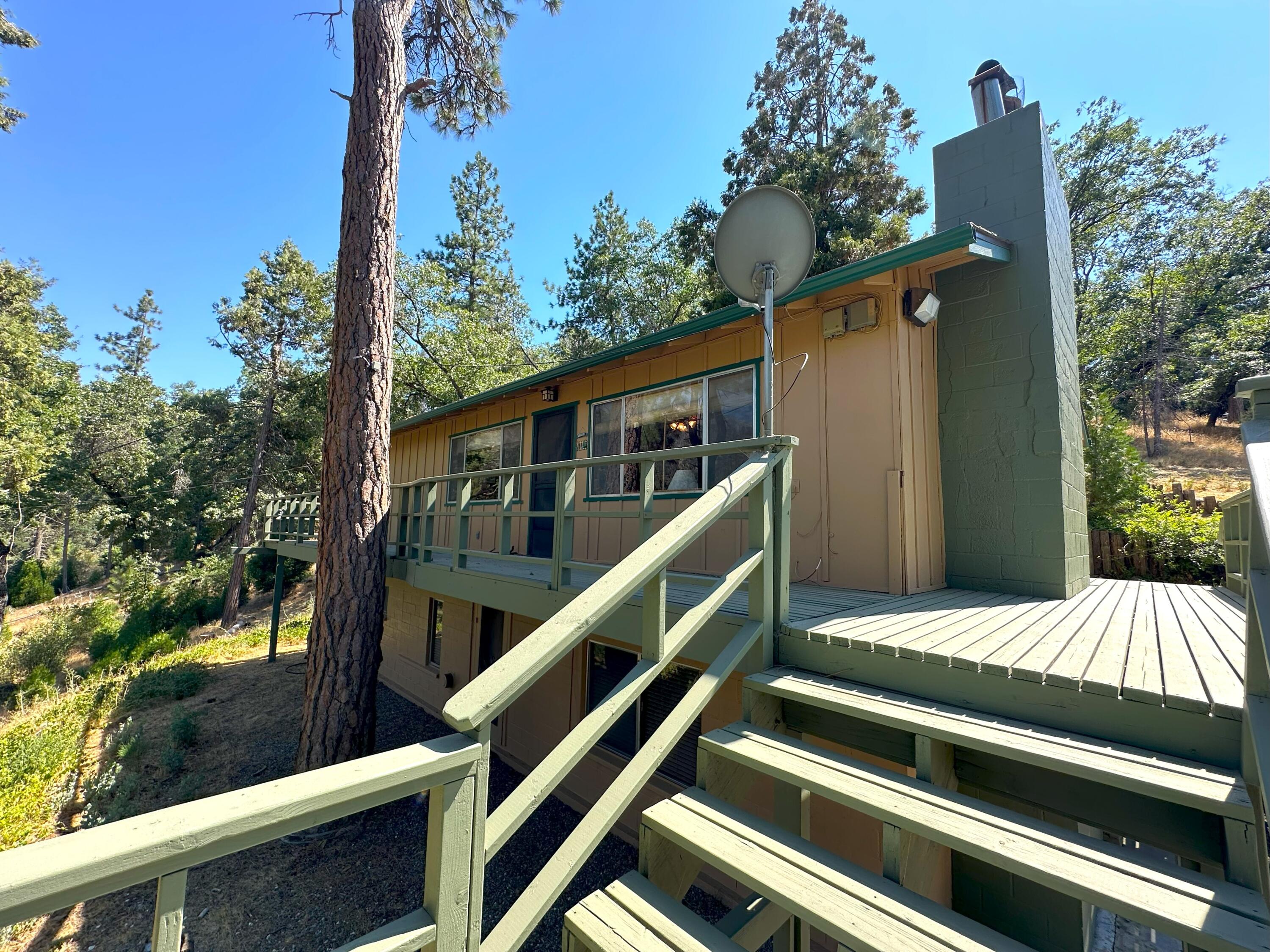 44971 Pine Flat Dr, California Hot Springs, CA 93207