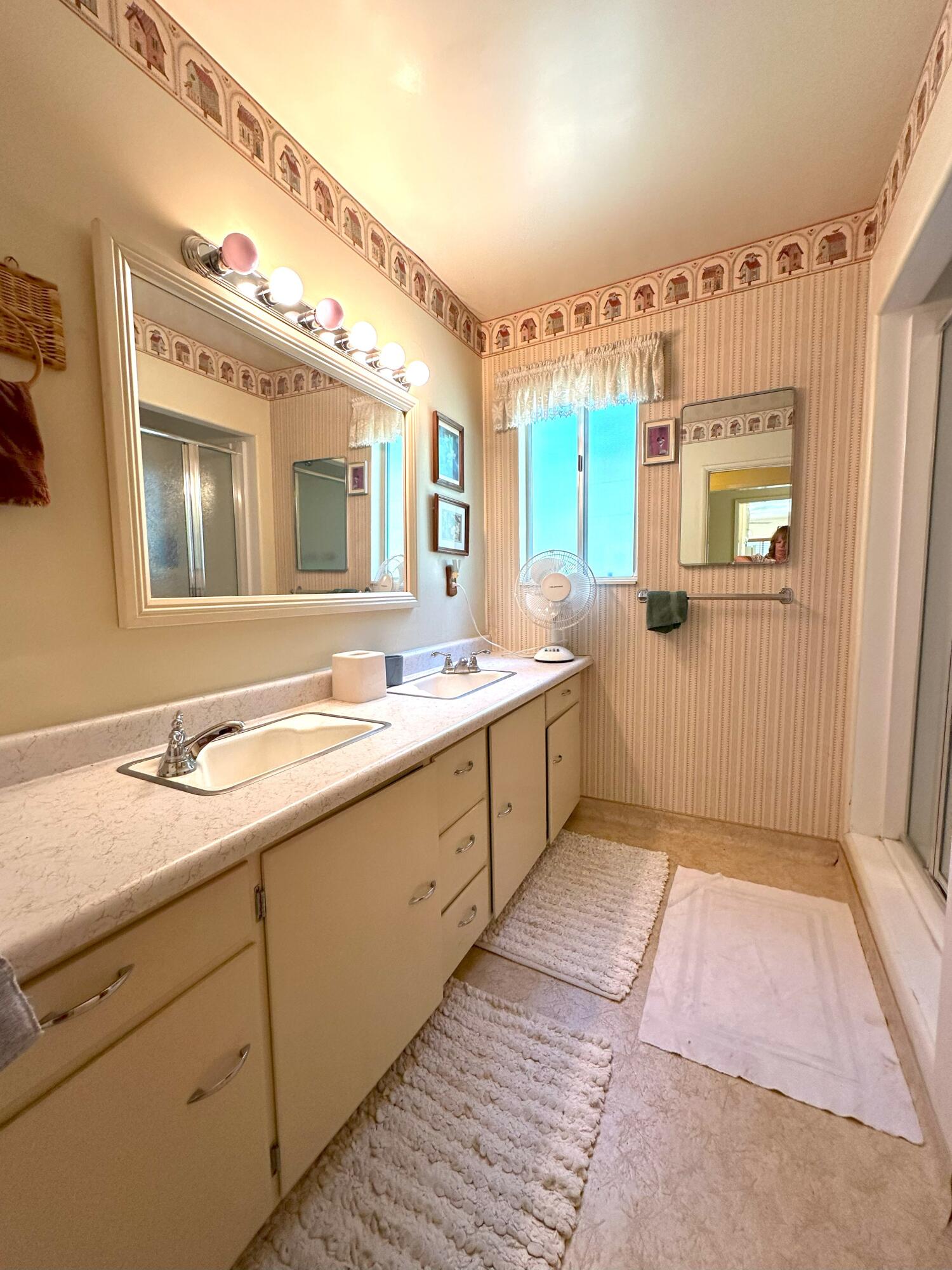 44971 Pine Flat Dr, California Hot Springs, CA 93207