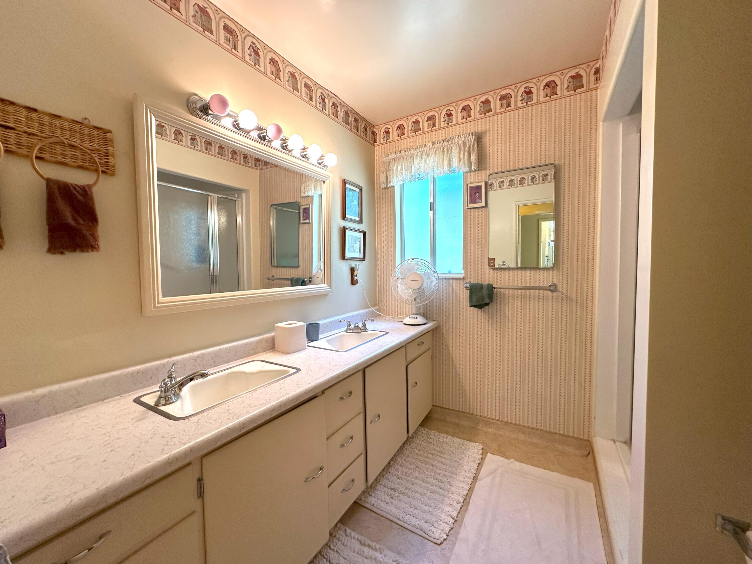 44971 Pine Flat Dr, California Hot Springs, CA 93207