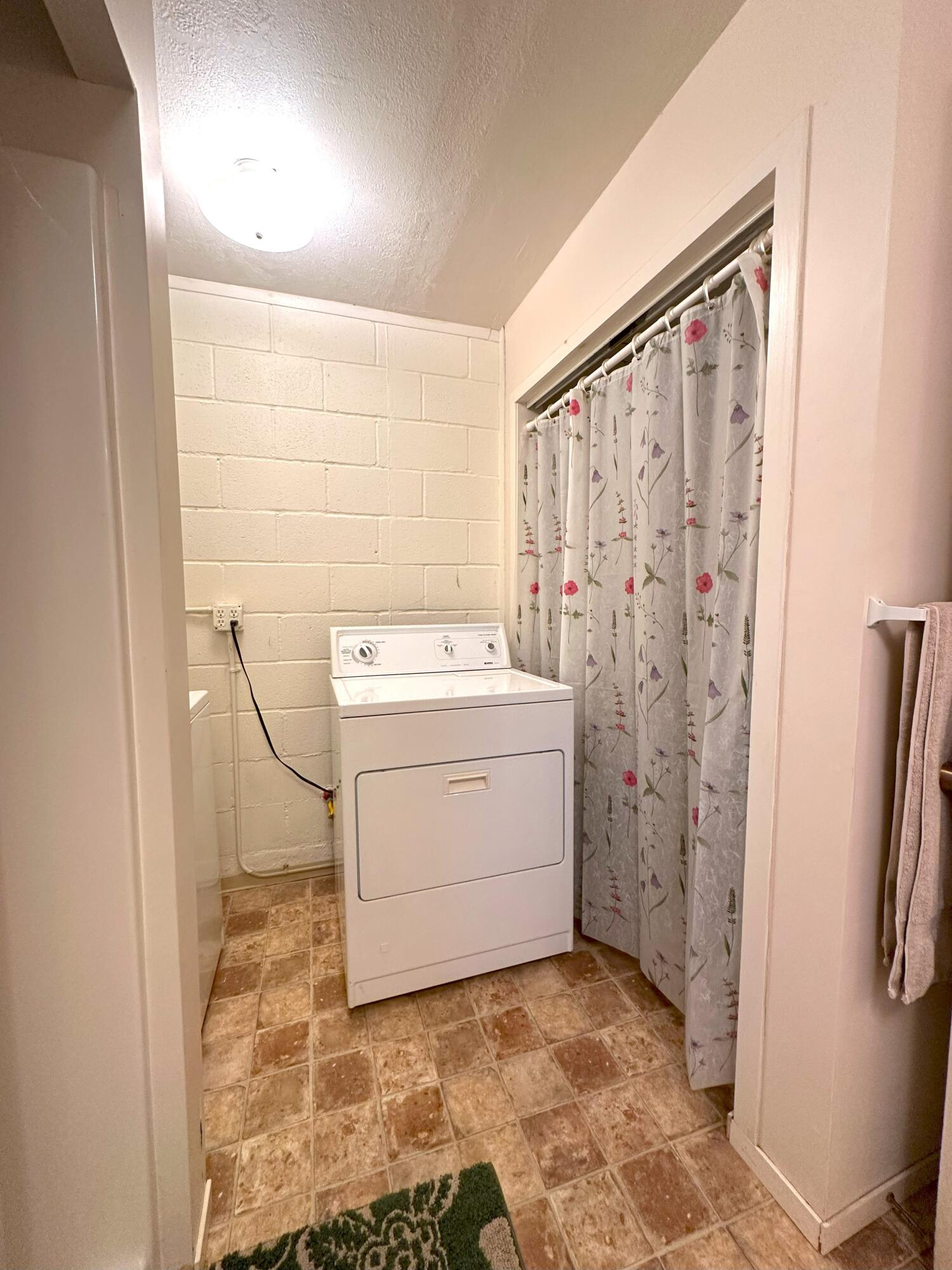 44971 Pine Flat Dr, California Hot Springs, CA 93207