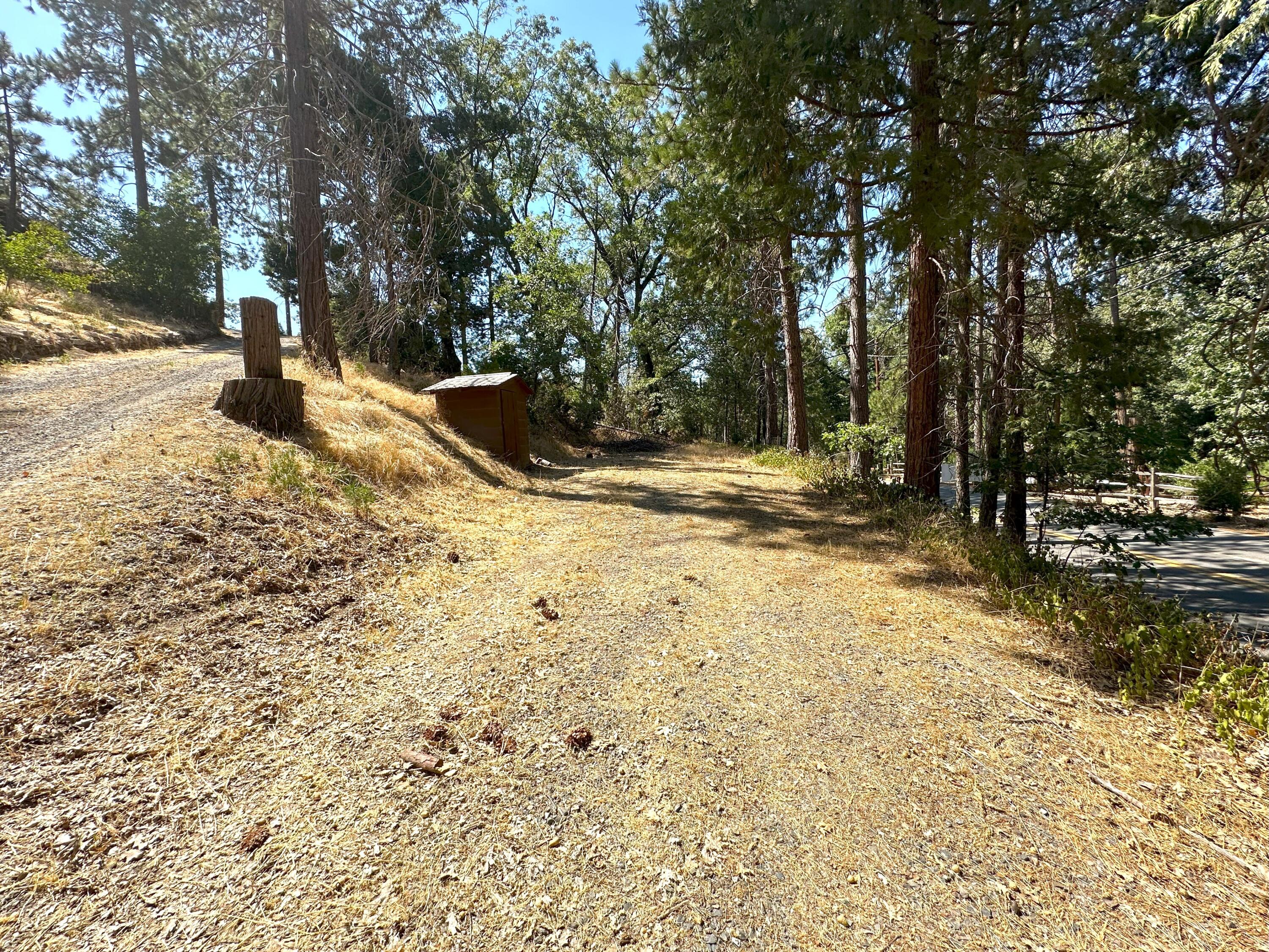 44971 Pine Flat Dr, California Hot Springs, CA 93207