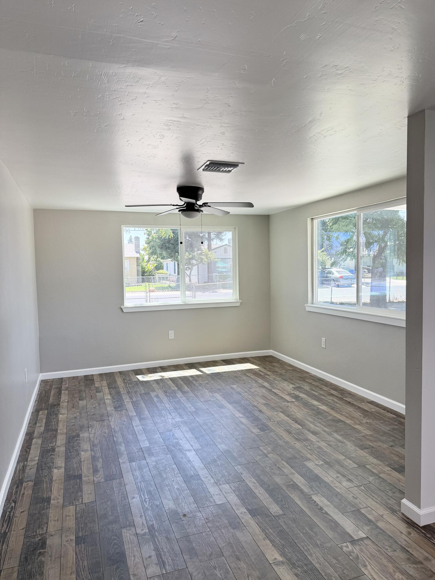 1262 Tomah Ave, Porterville, CA 93257