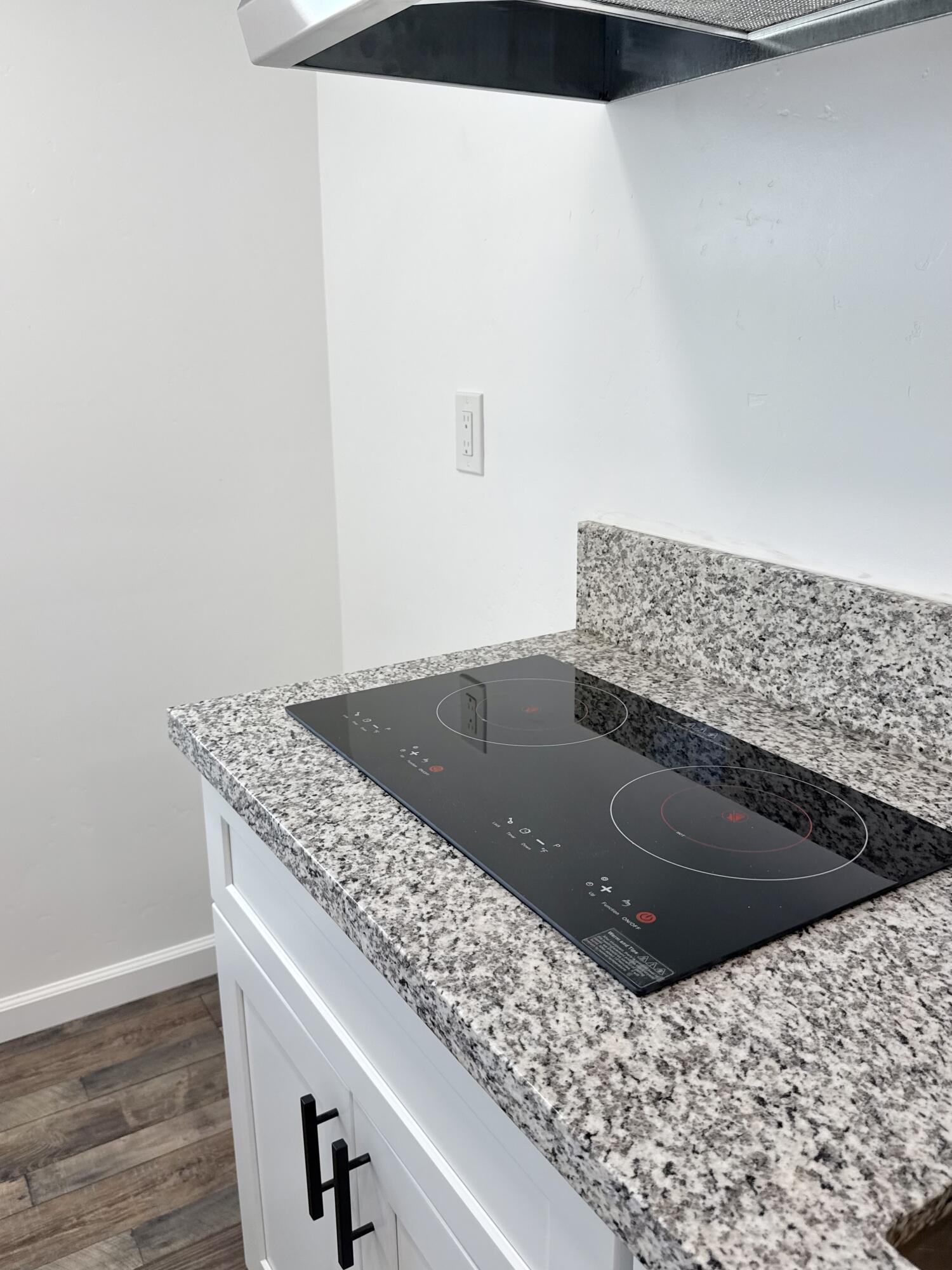 1262 Tomah Ave, Porterville, CA 93257