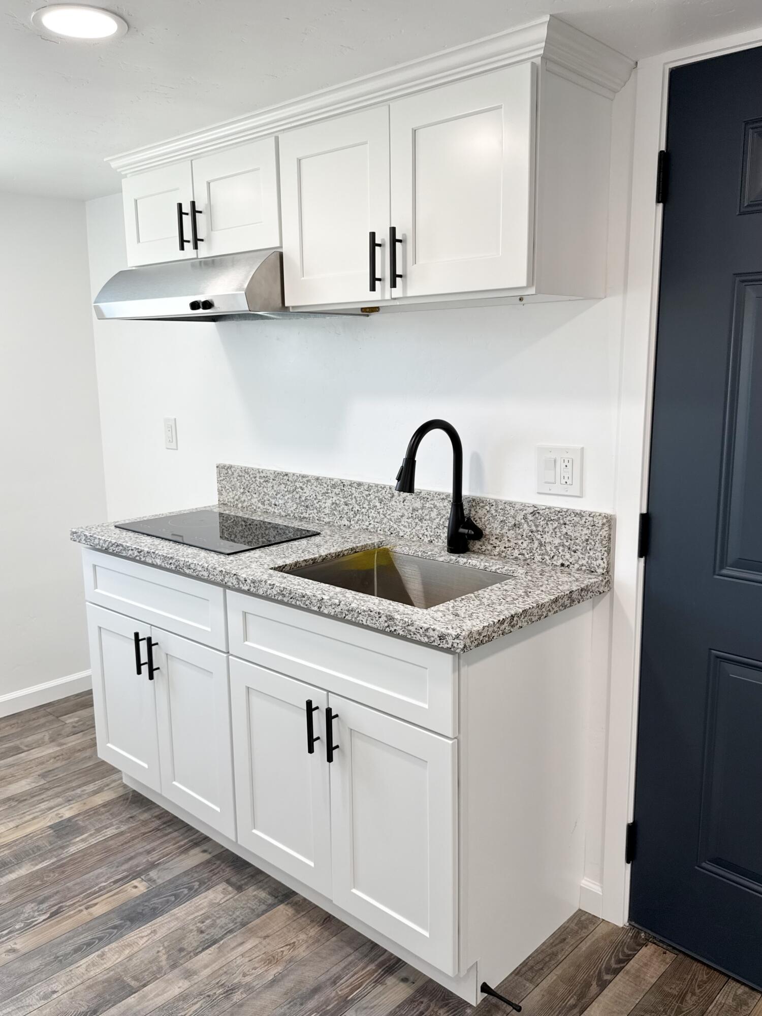 1262 Tomah Ave, Porterville, CA 93257