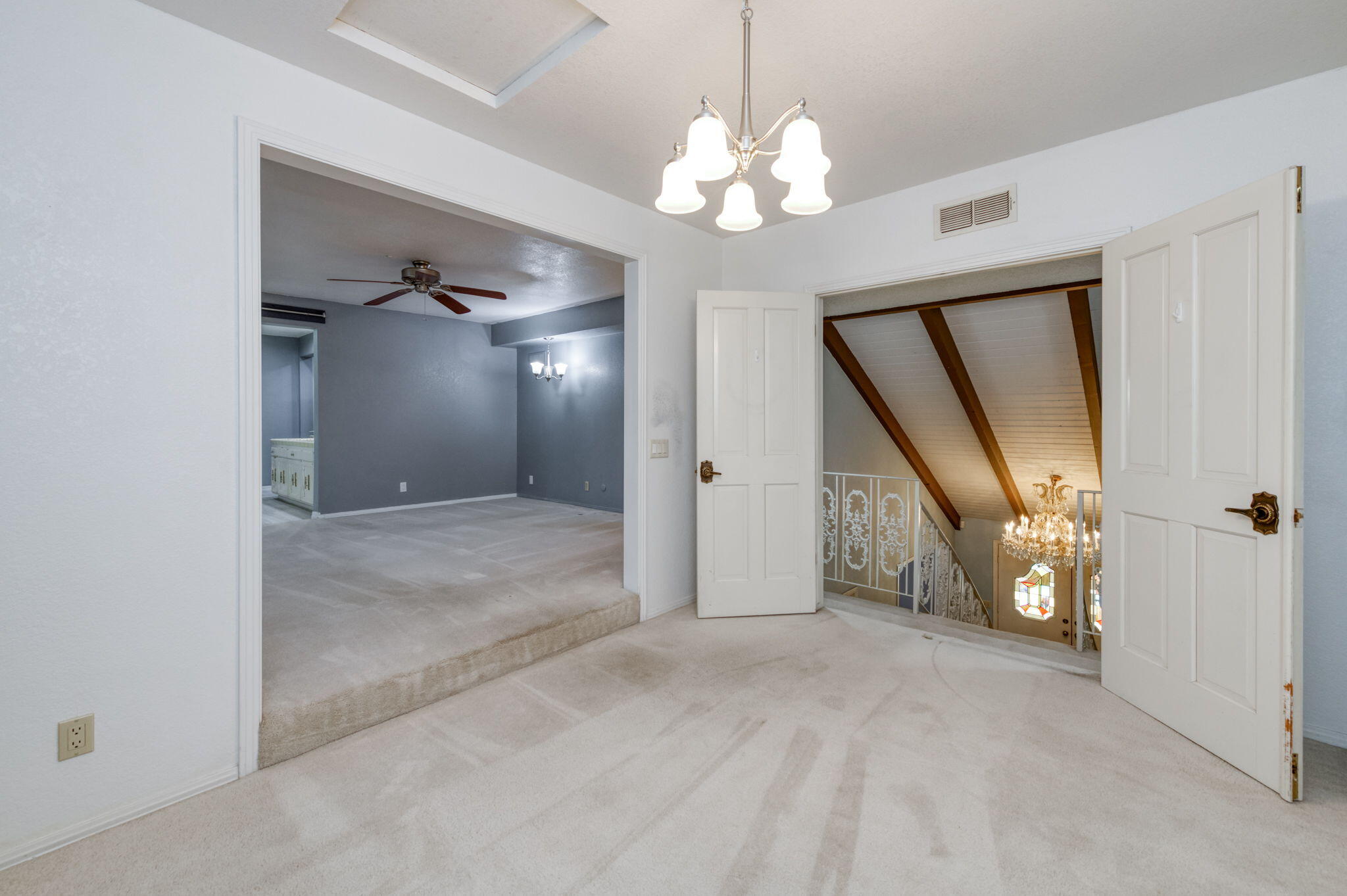 541 N De Wolf Ave, Fresno, CA 93737