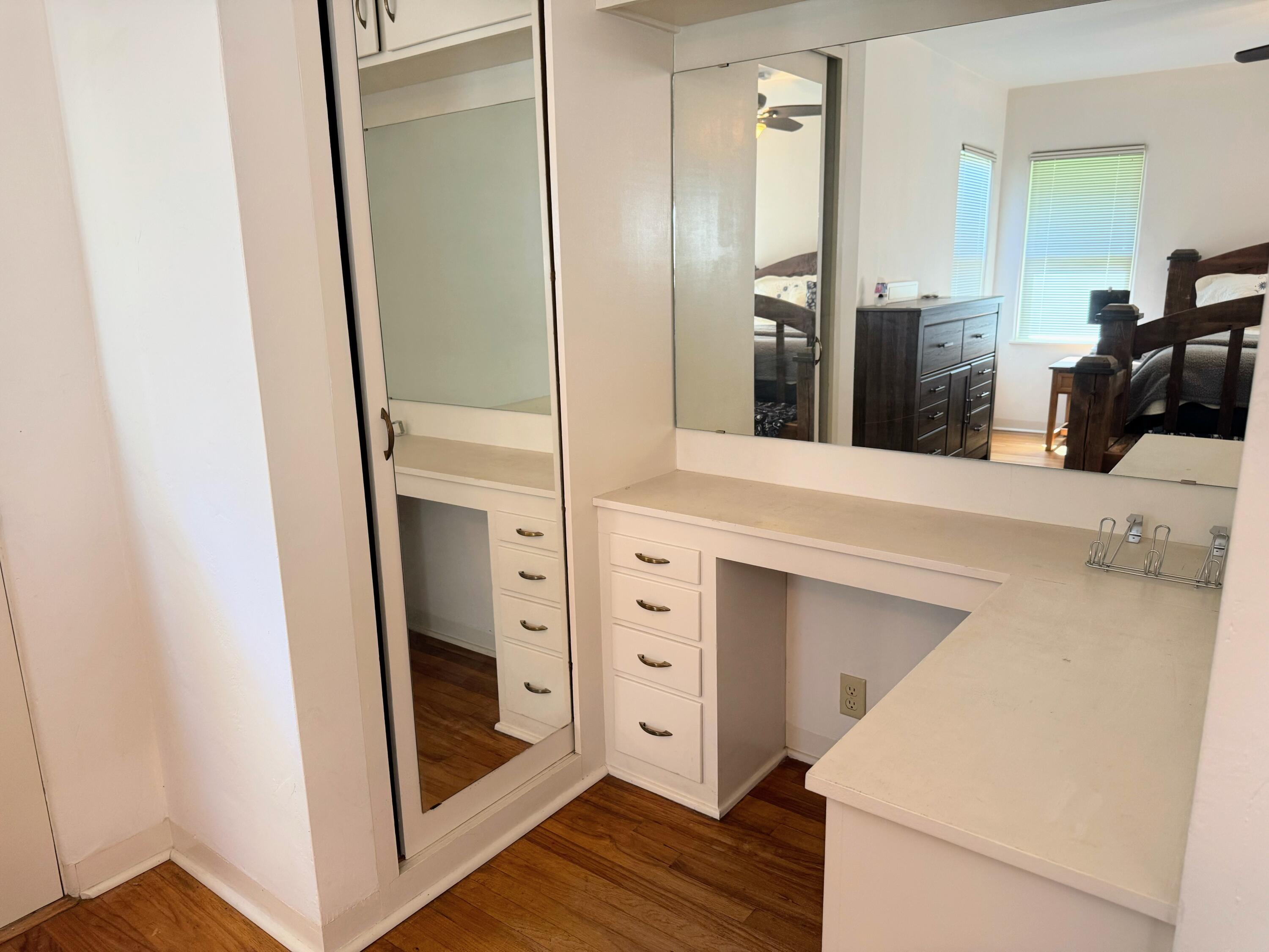 15061 Ave 288, Visalia, CA 93292