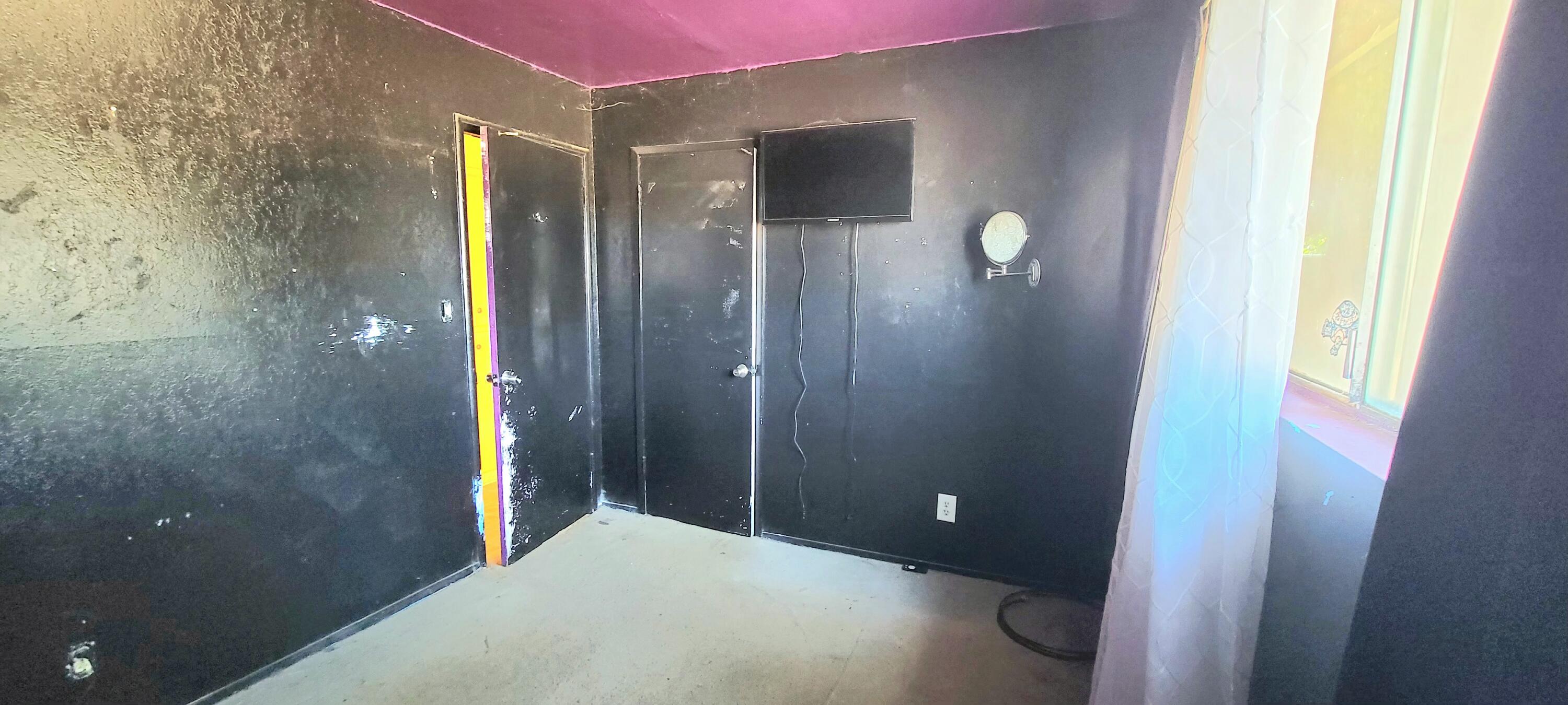 673 E Lakeview Ave, Woodlake, CA 93286