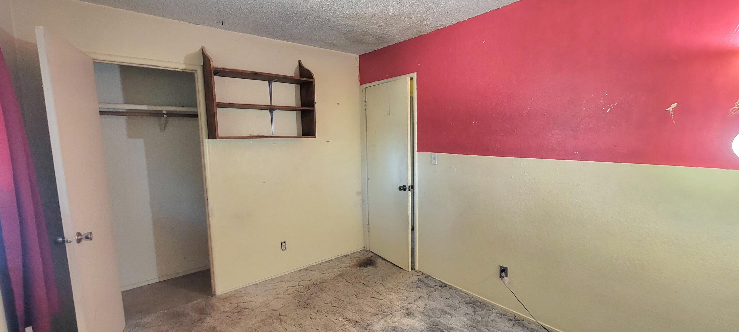 673 E Lakeview Ave, Woodlake, CA 93286