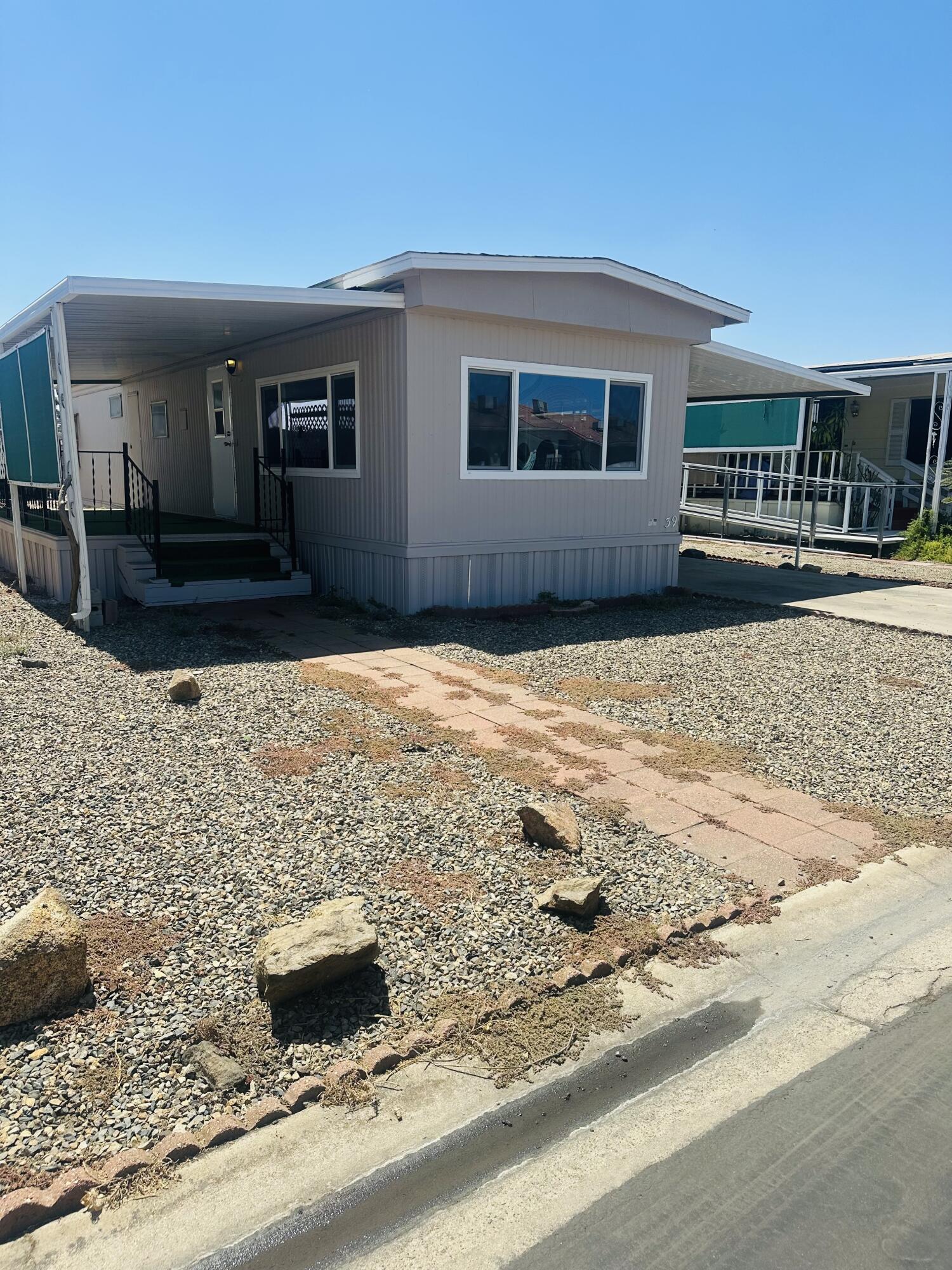 314 N Albert Ave #39, Exeter, CA 93221