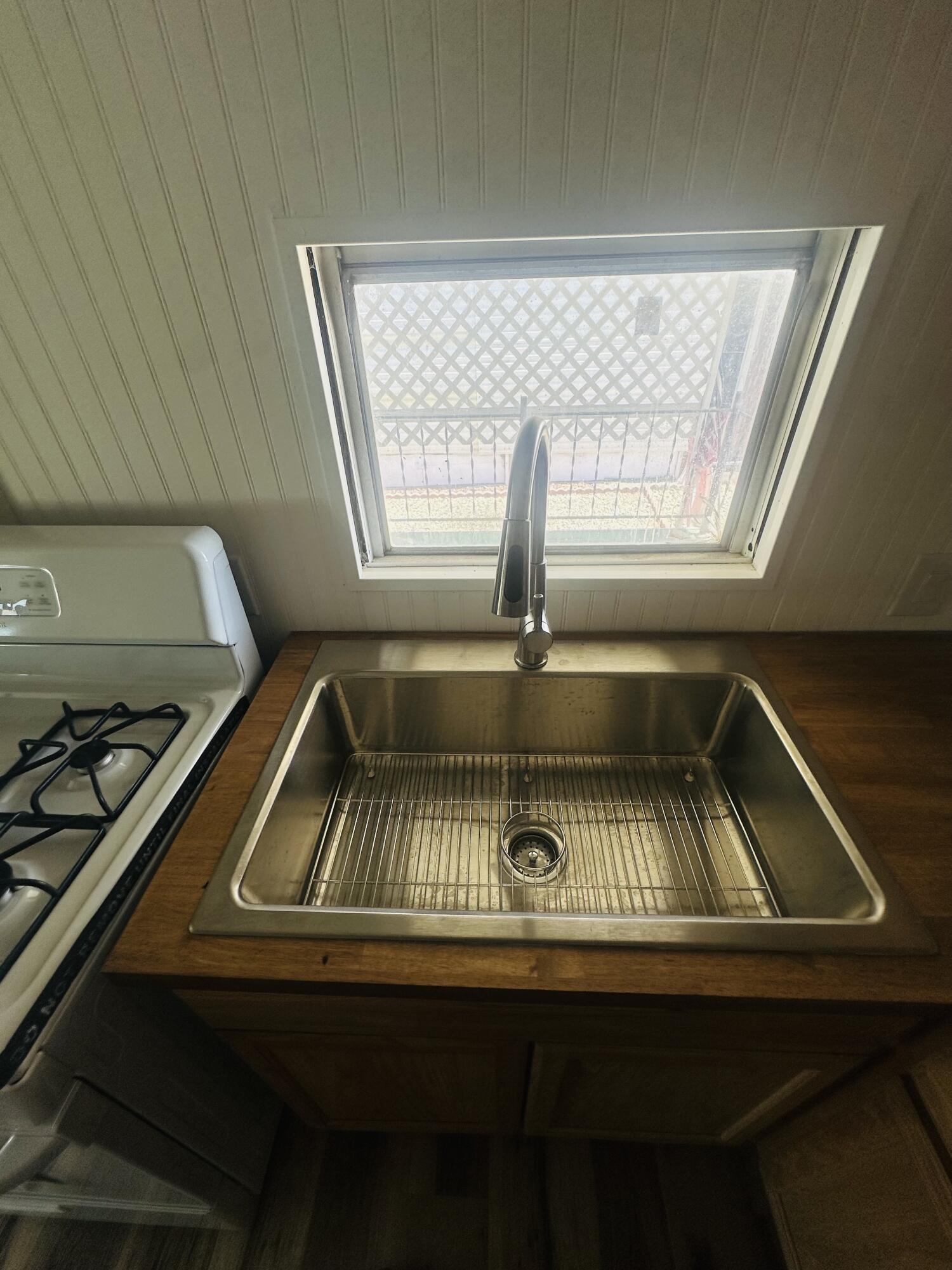 314 N Albert Ave #39, Exeter, CA 93221