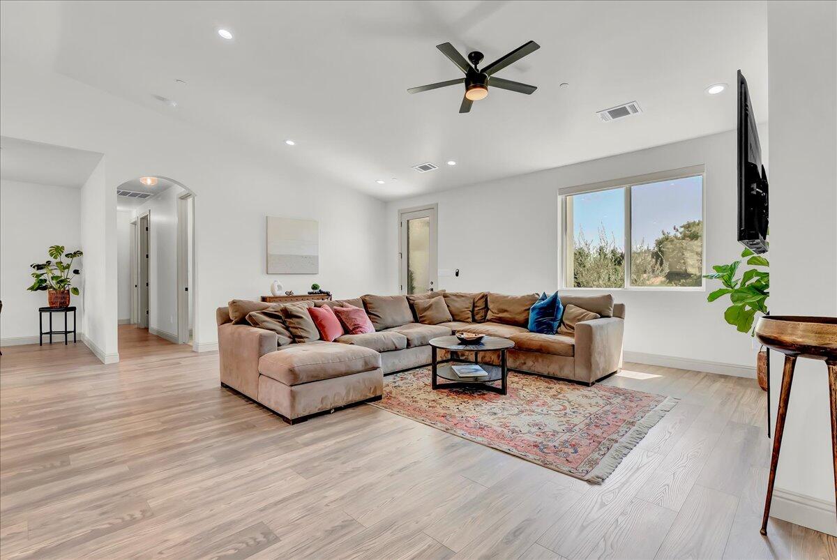 32588 Greene Dr, Springville, CA 93265