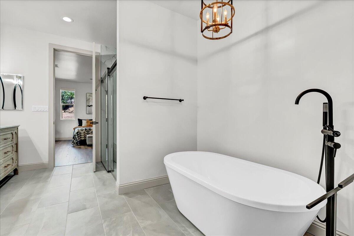 32588 Greene Dr, Springville, CA 93265