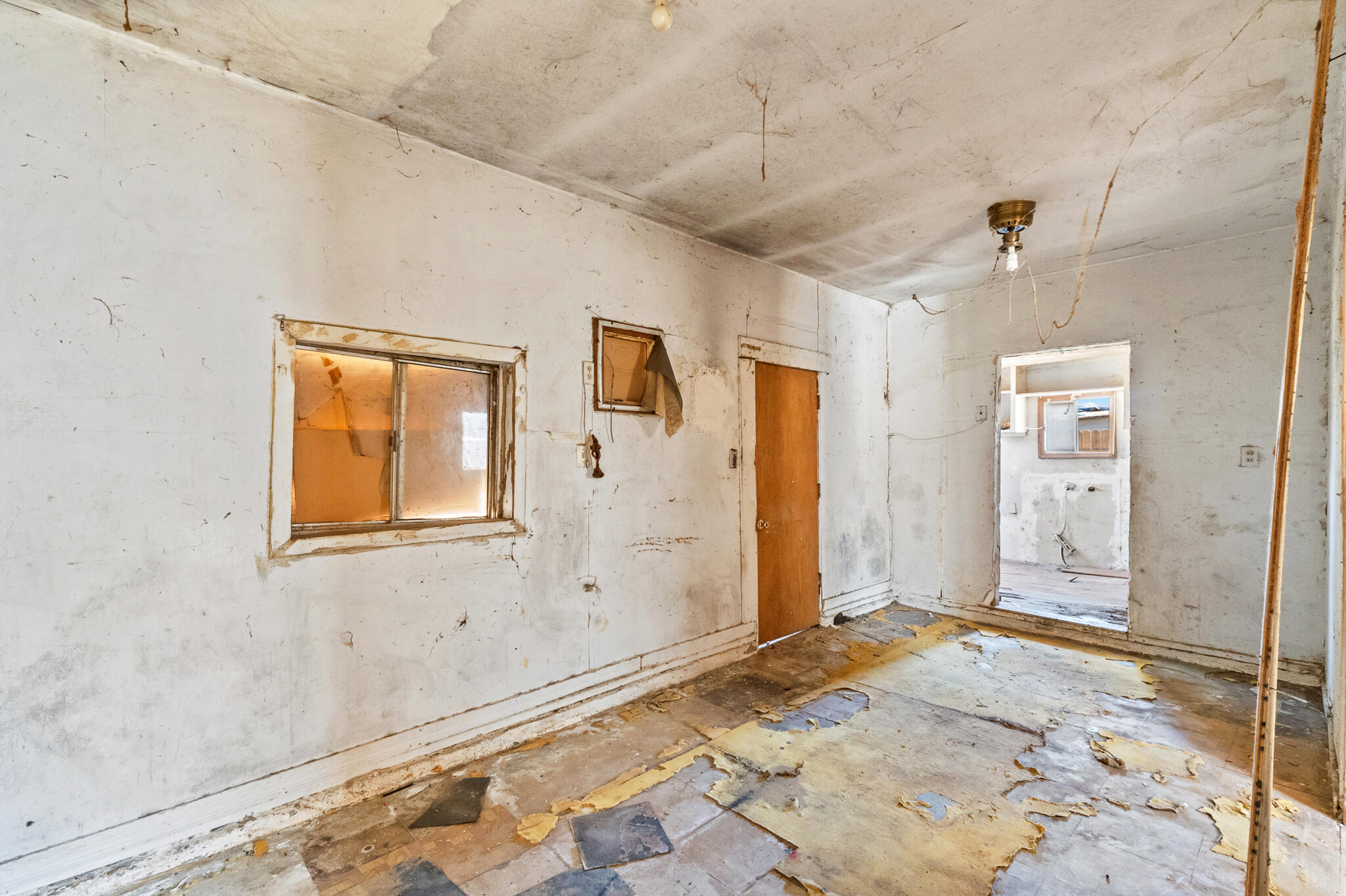 15630 Seville Ave, Visalia, CA 93292