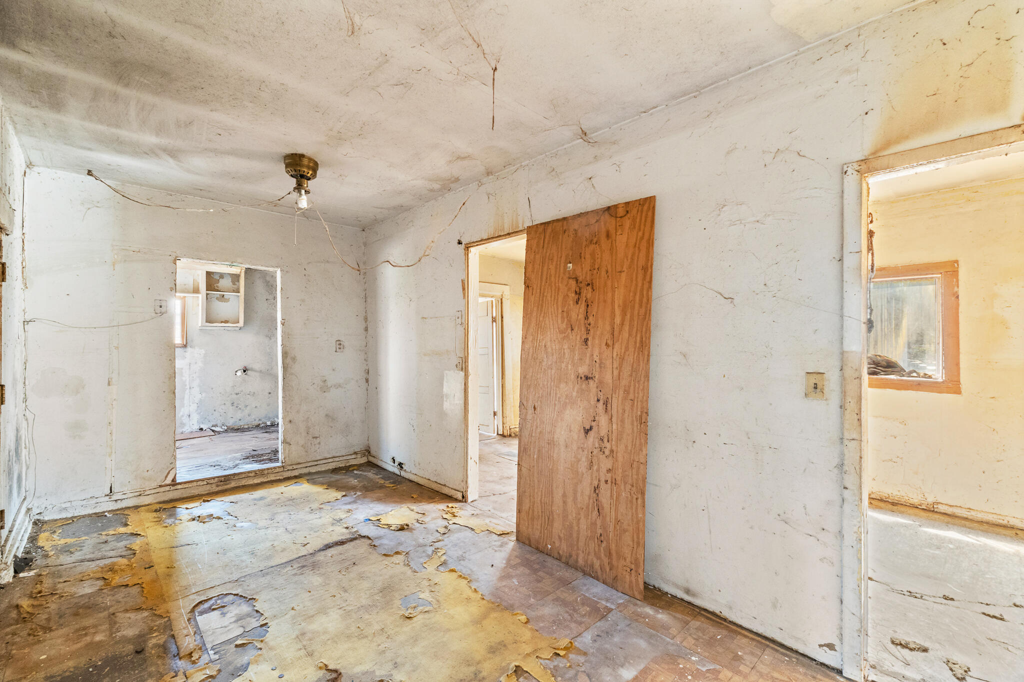 15630 Seville Ave, Visalia, CA 93292