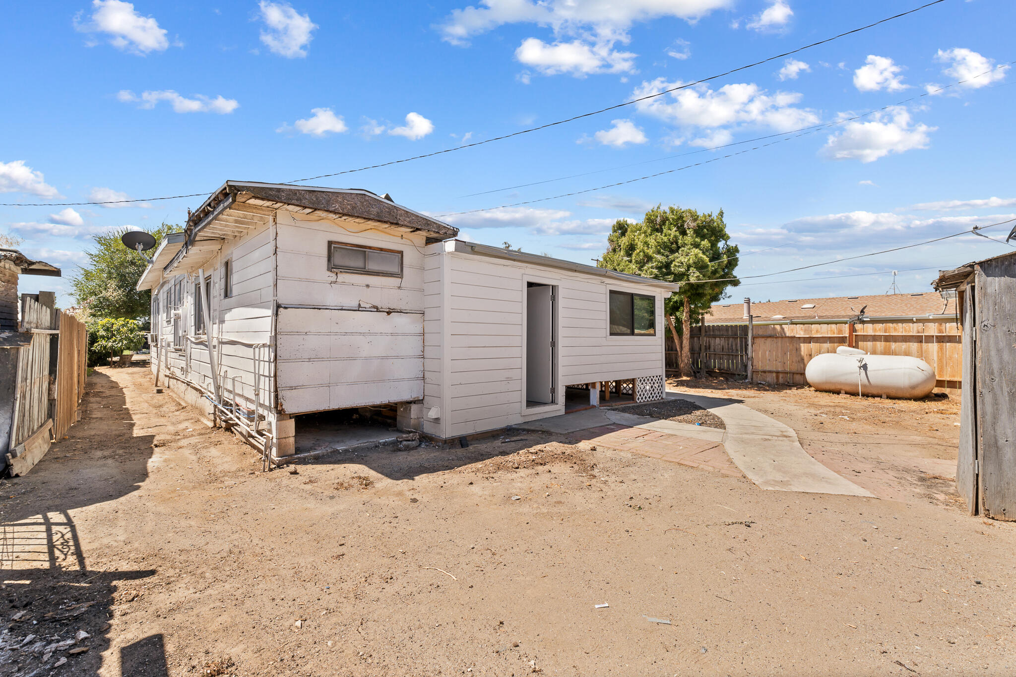 15630 Seville Ave, Visalia, CA 93292