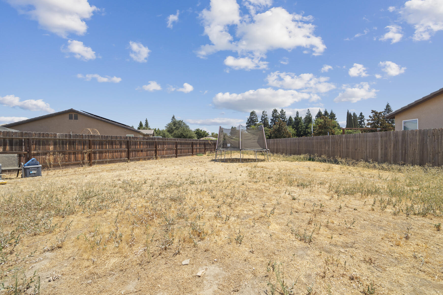 3102 SE La Vida Ct, Visalia, CA 93292