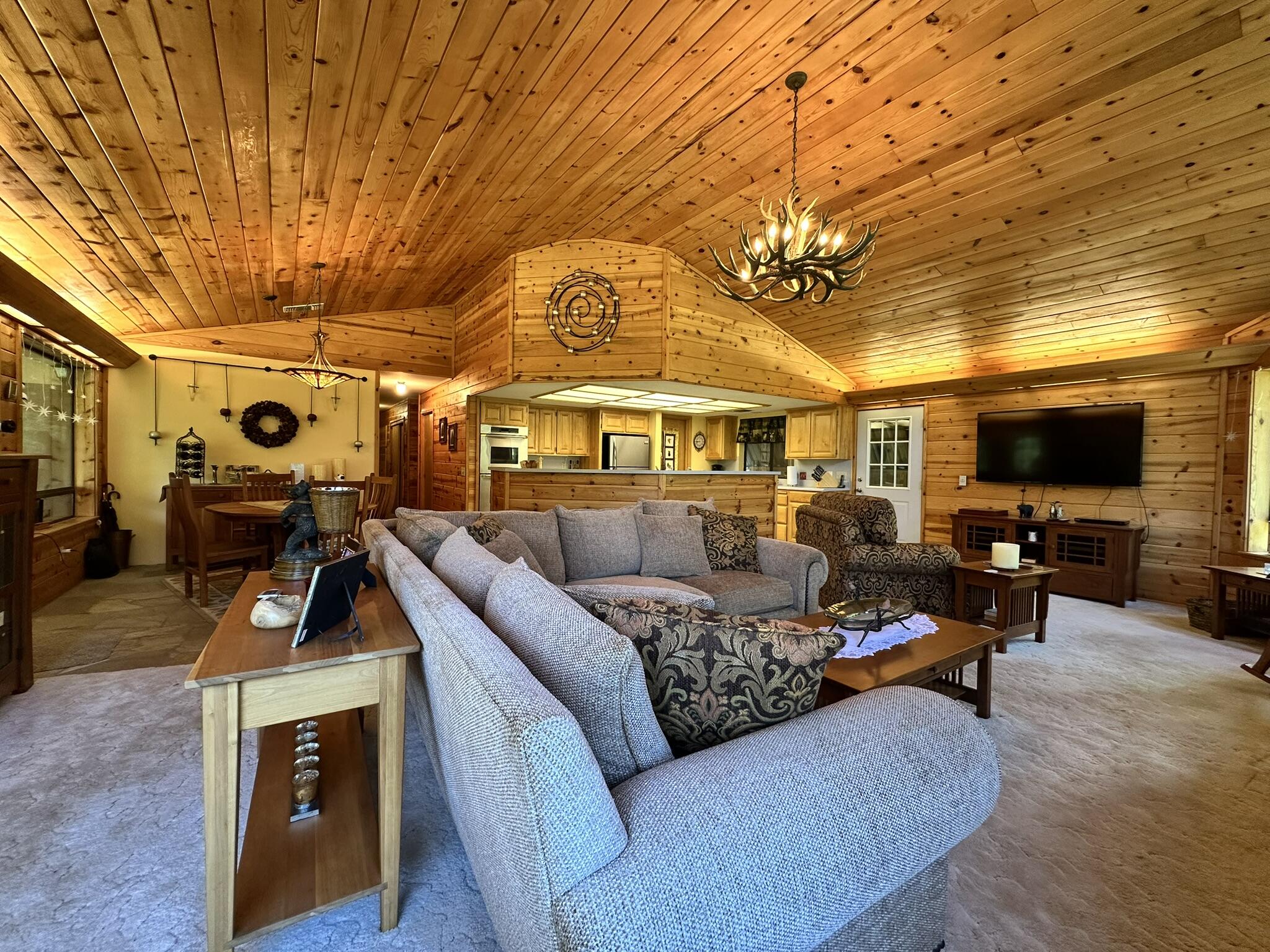 57784 Fawn Dr, Springville, CA 93265