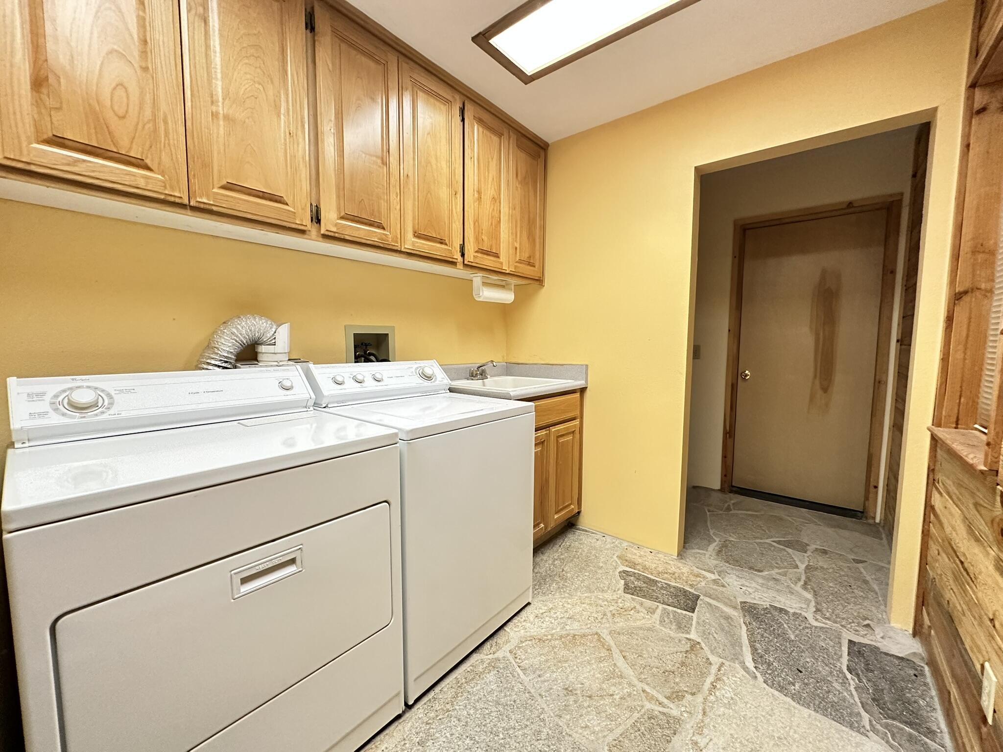 57784 Fawn Dr, Springville, CA 93265