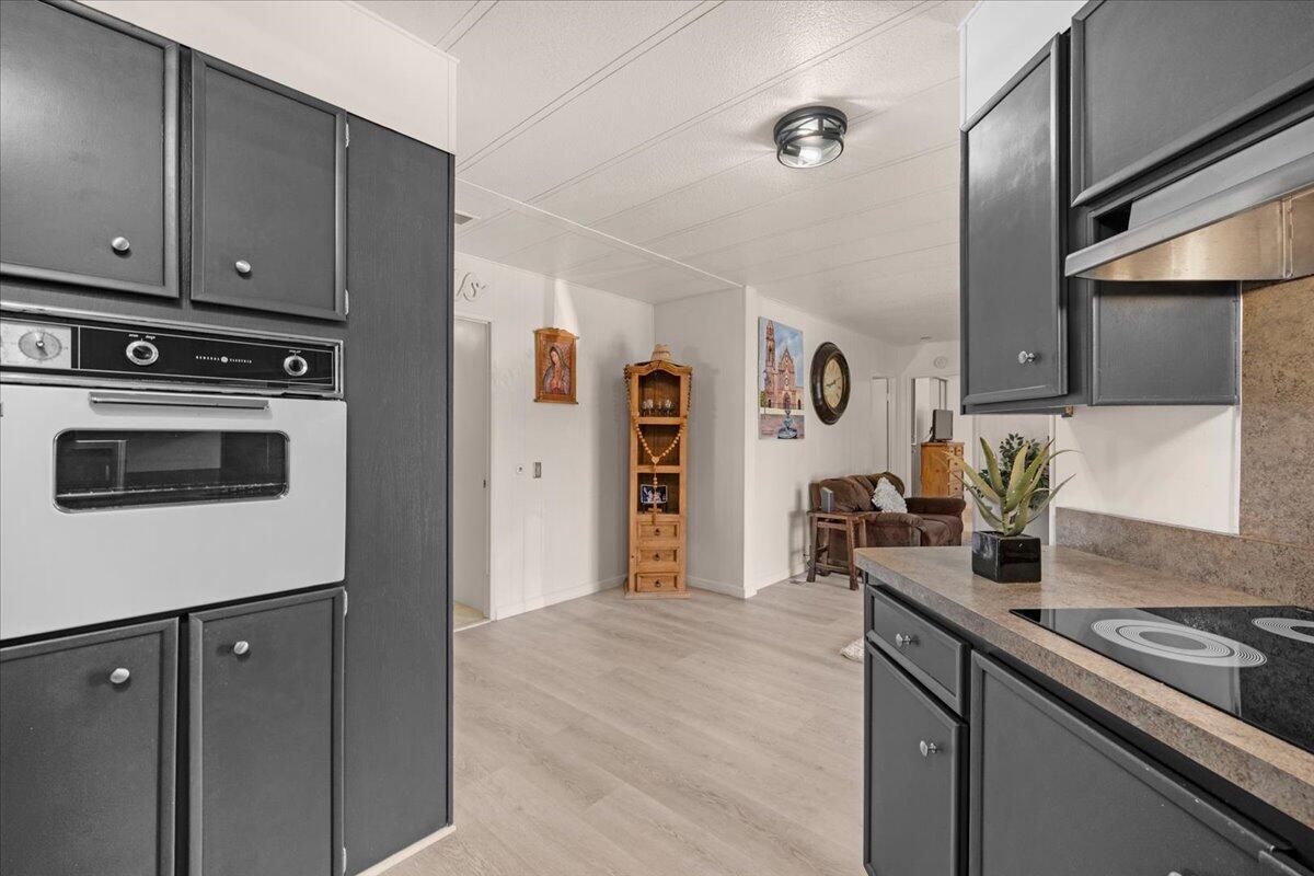 2706 W Ashlan Ave #323, Fresno, CA 93705