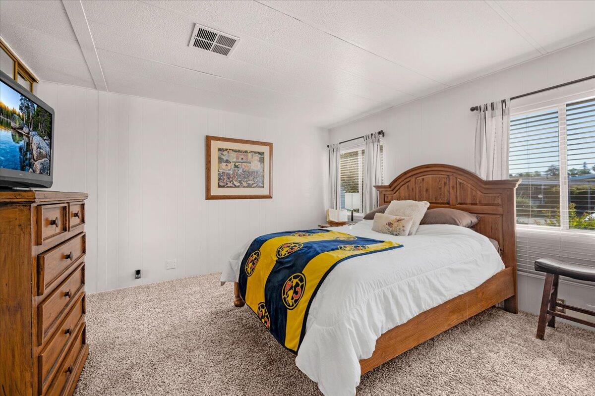 2706 W Ashlan Ave #323, Fresno, CA 93705