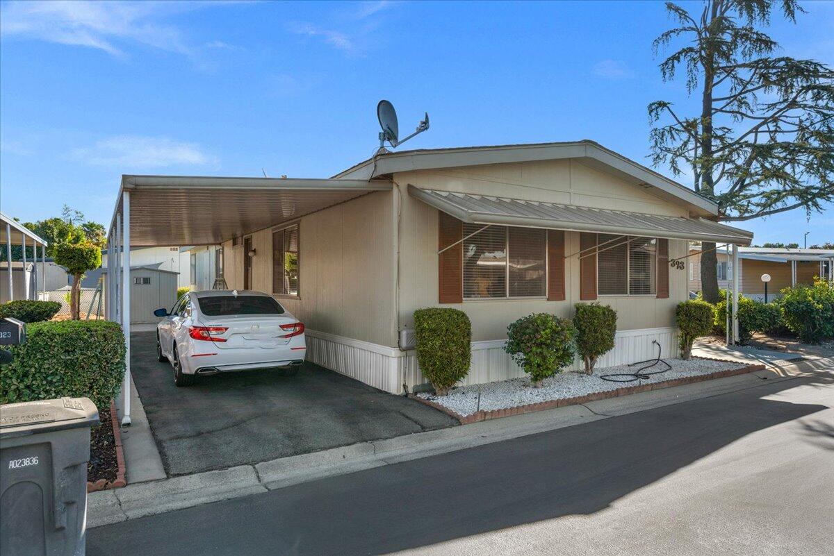 2706 W Ashlan Ave #323, Fresno, CA 93705