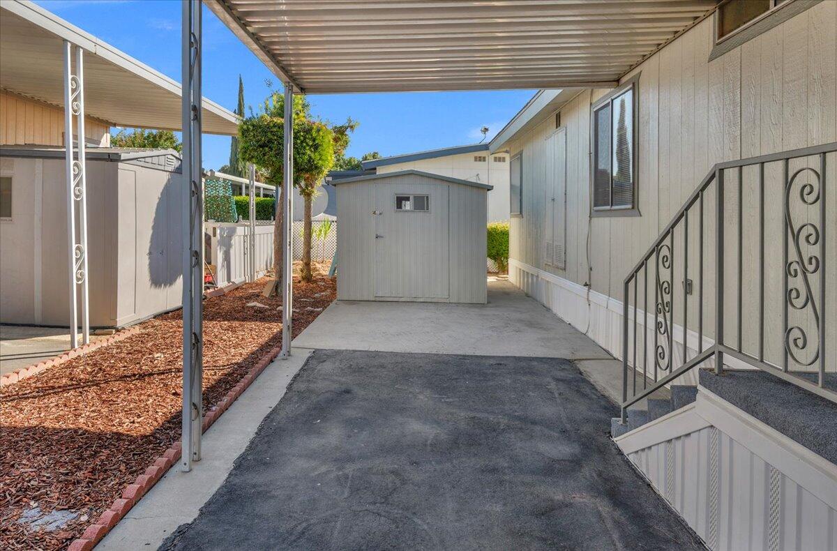 2706 W Ashlan Ave #323, Fresno, CA 93705