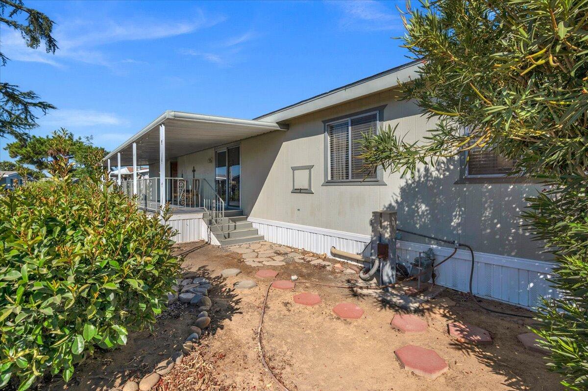 2706 W Ashlan Ave #323, Fresno, CA 93705